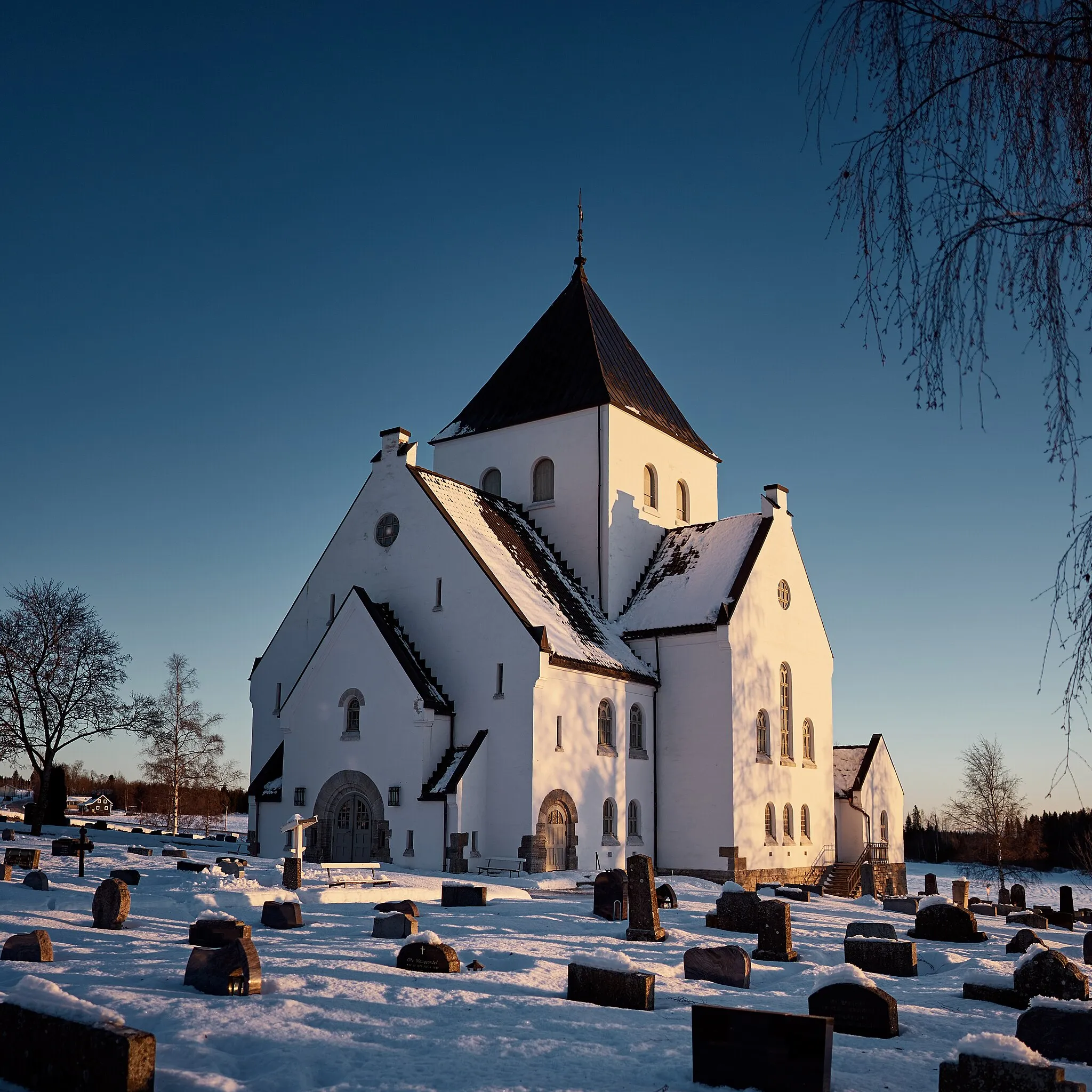 Photo showing: Winter morning of rural Toten, Norway.