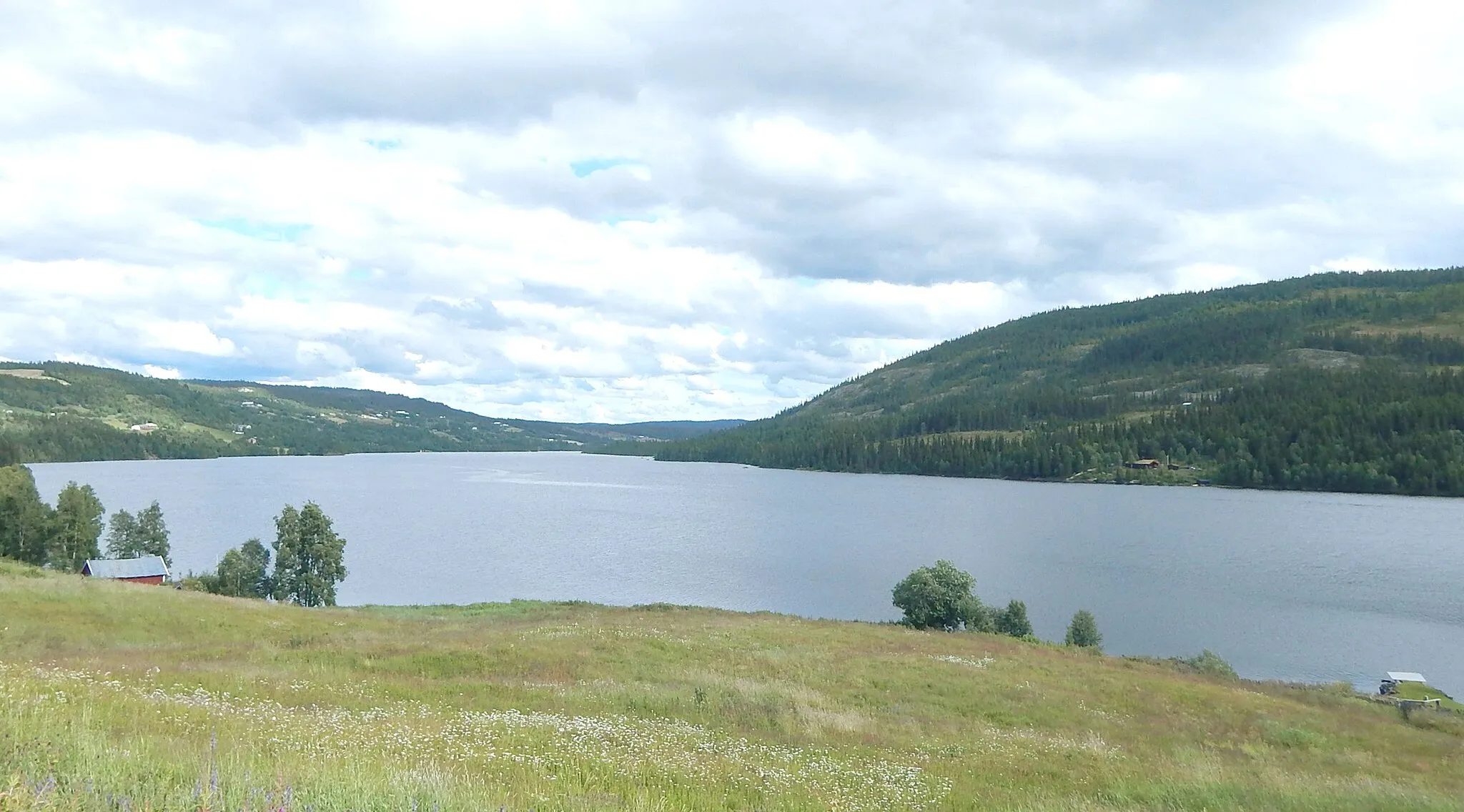 Photo showing: Steinsetfjorden