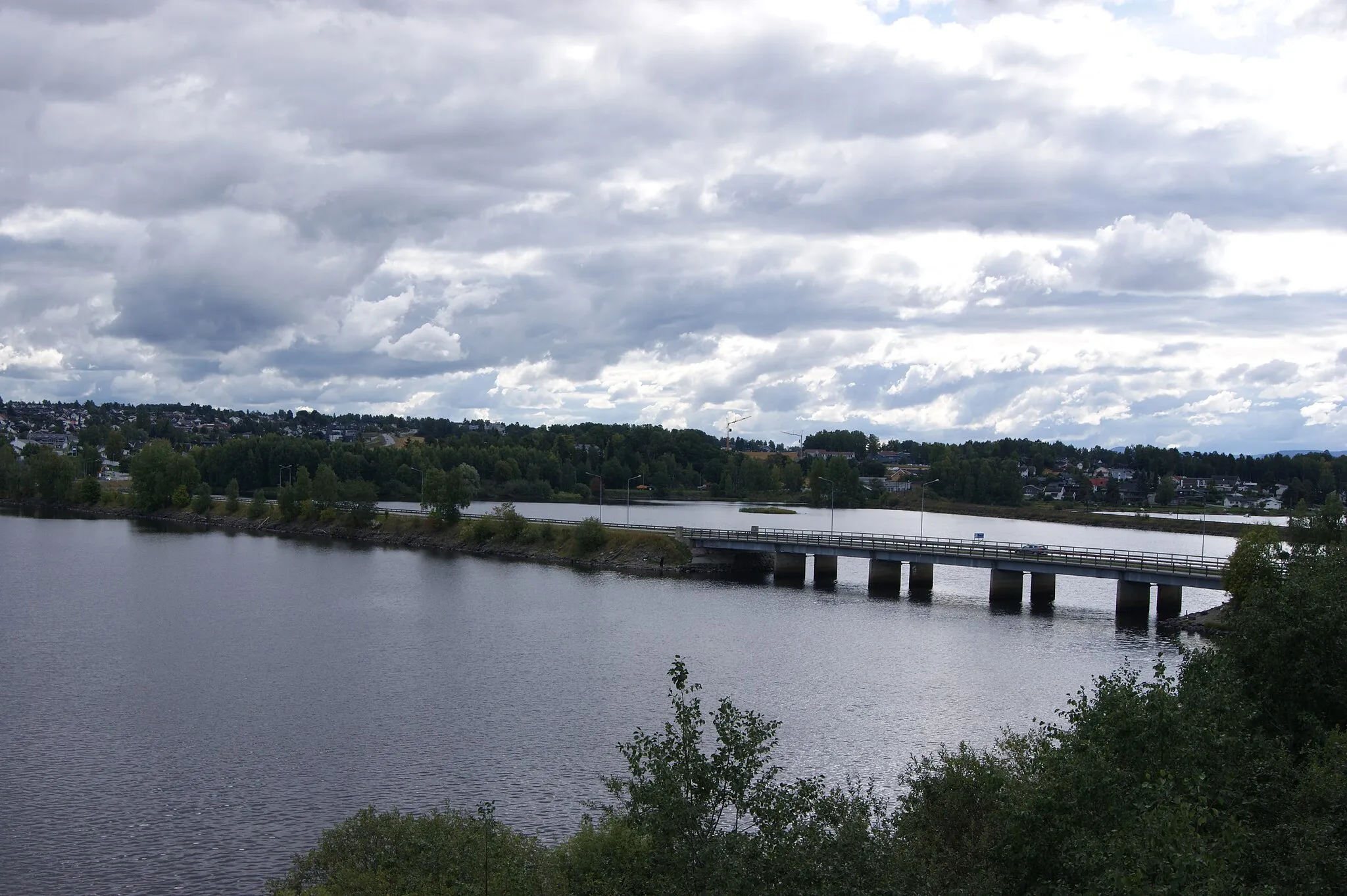 Photo showing: Åkersvika mot Stangebrua.