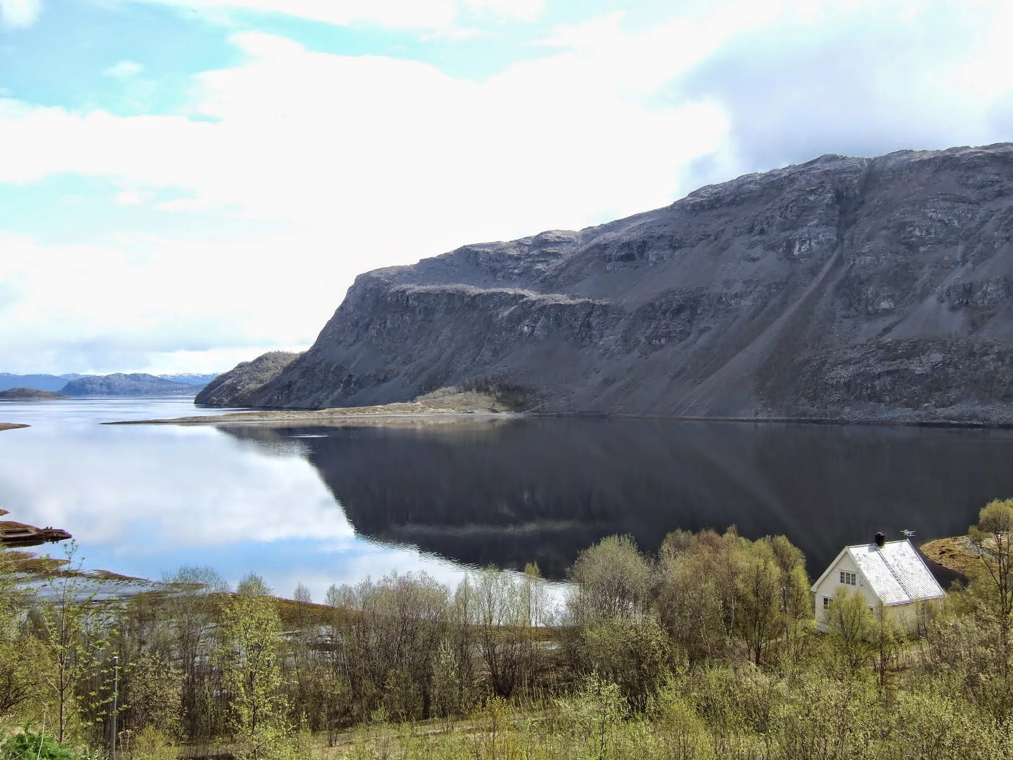 Photo showing: Kåfjorden in Alta, Norway