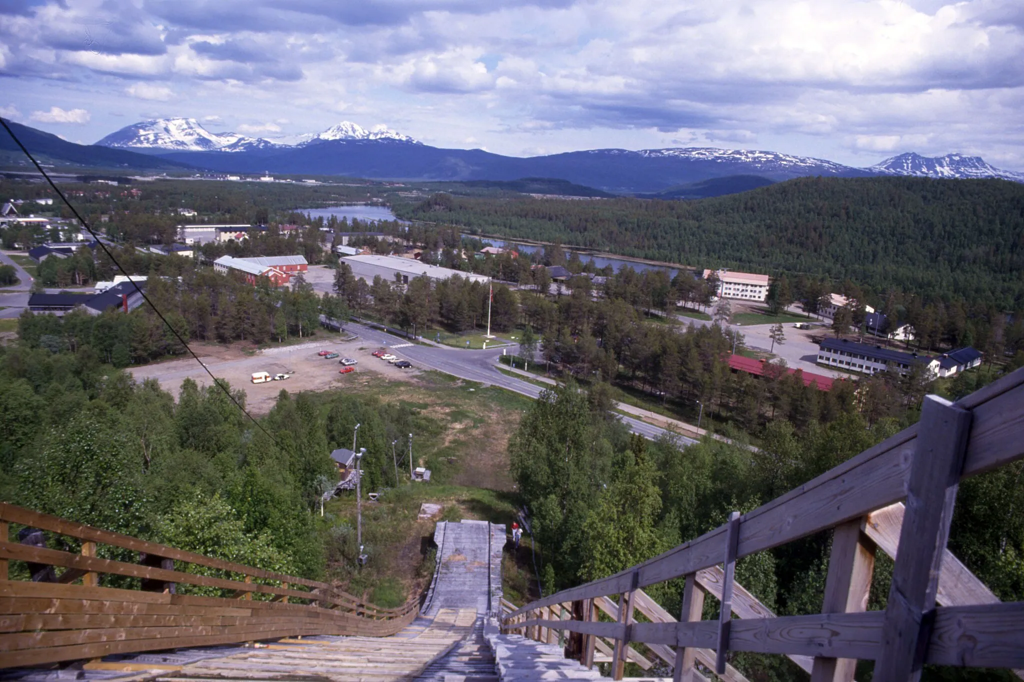Photo showing: The village Heggelia and the river Barduelva in Målselv, Troms, Norway