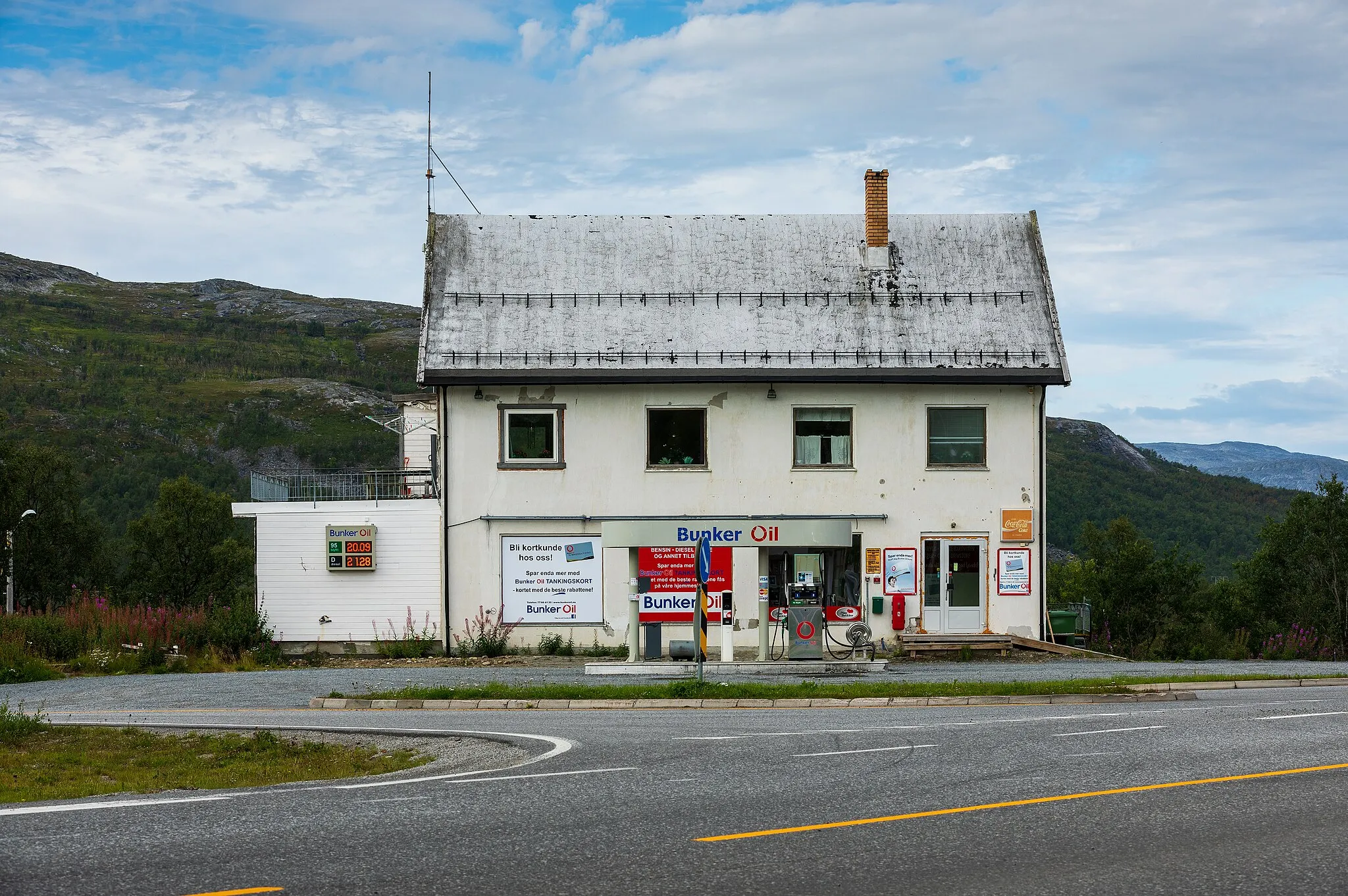 Photo showing: Bunker Oil Skaidi in Skaidi, Hammerfest, Troms og Finnmark, Norway in 2022 August.