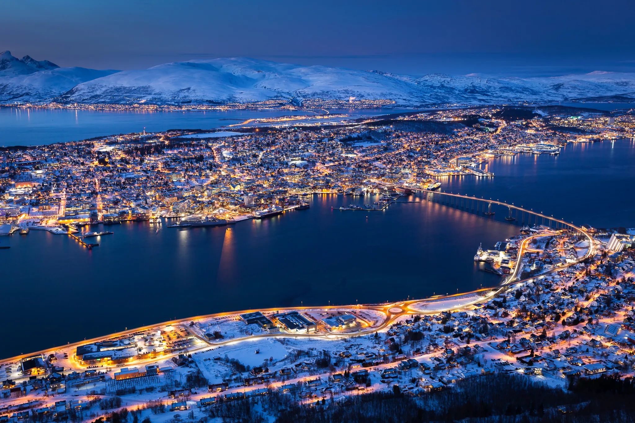 Photo showing: Tromsø view from Fjellstua, Norway