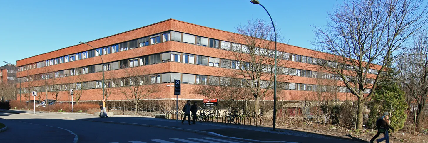 Photo showing: Kristine Bonnevies hus (biologibygget), Universitetet i Oslo.