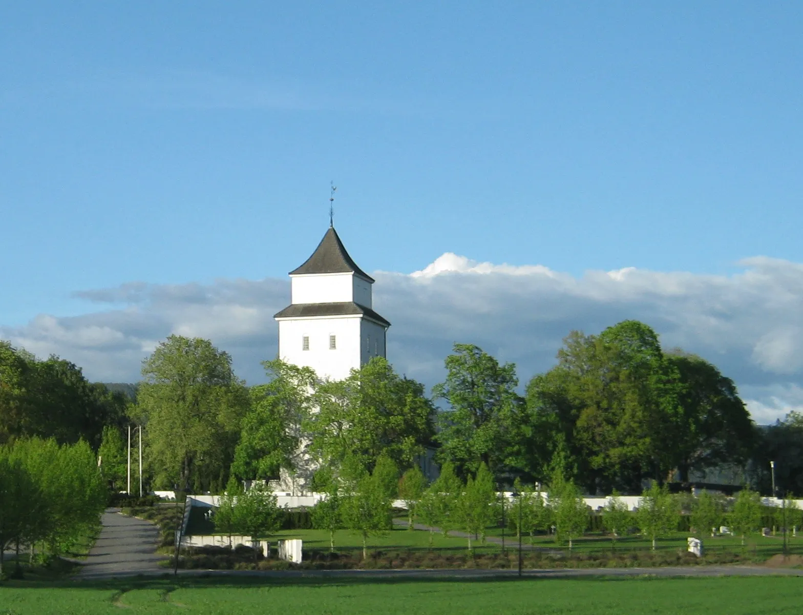 Photo showing: Haug kirke i Hokksund, Buskerud