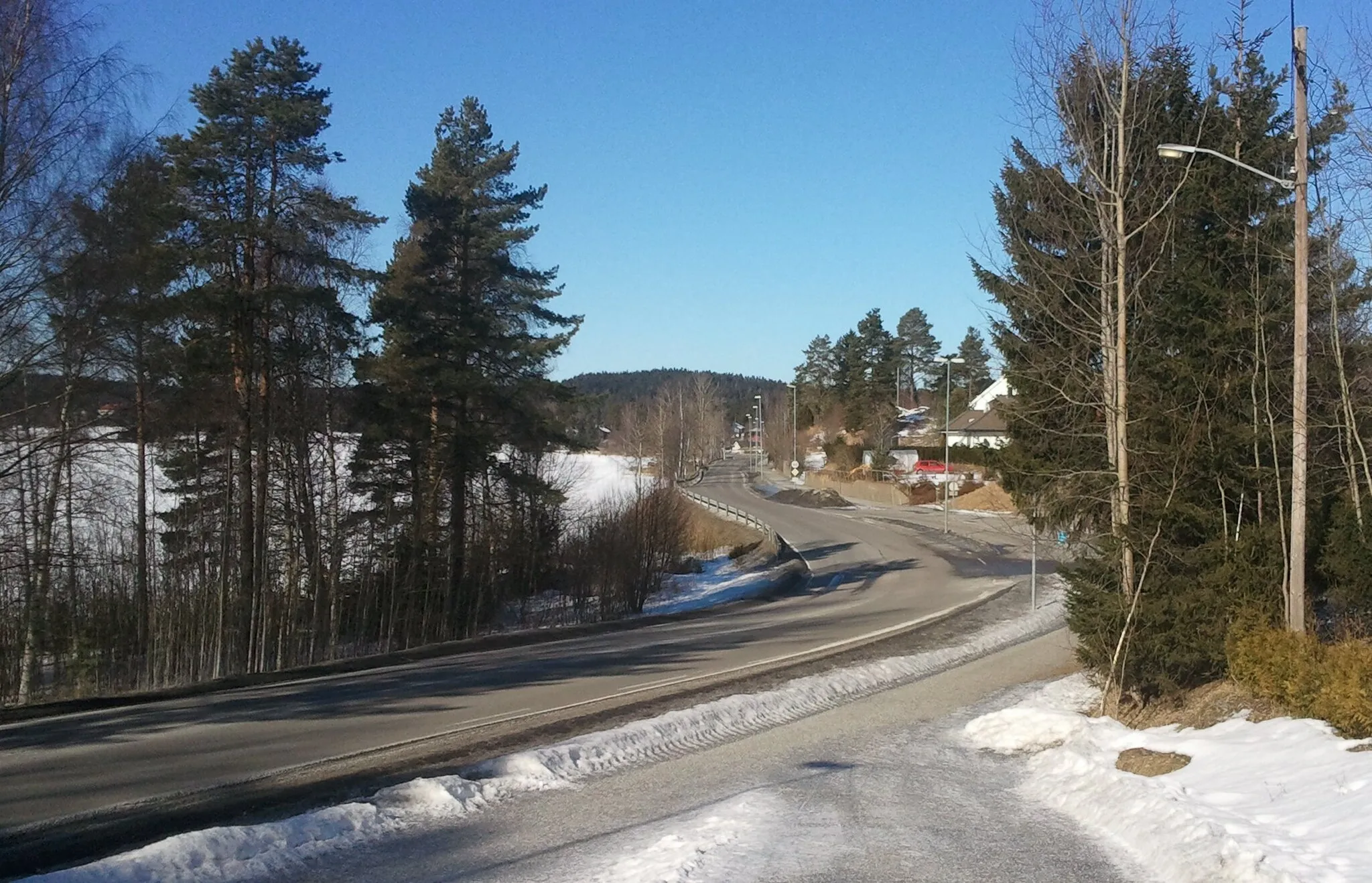 Photo showing: Fylkesvei 155 langs Våg i Ytre Enebakk