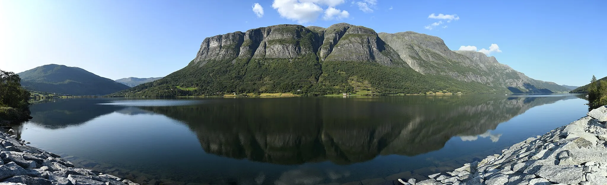 Photo showing: Panorama of the western part of Vangsmjøse