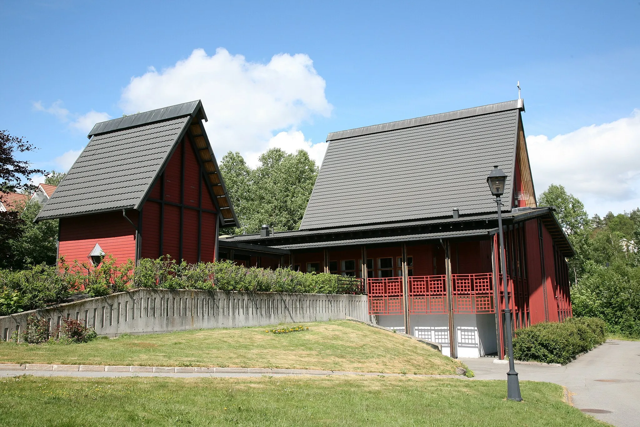 Photo showing: Fjellhamar church in Lørenskog, Akershus, Norway