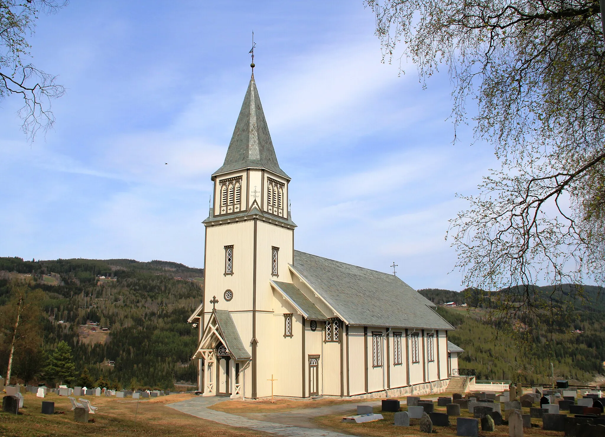 Photo showing: Gol Church