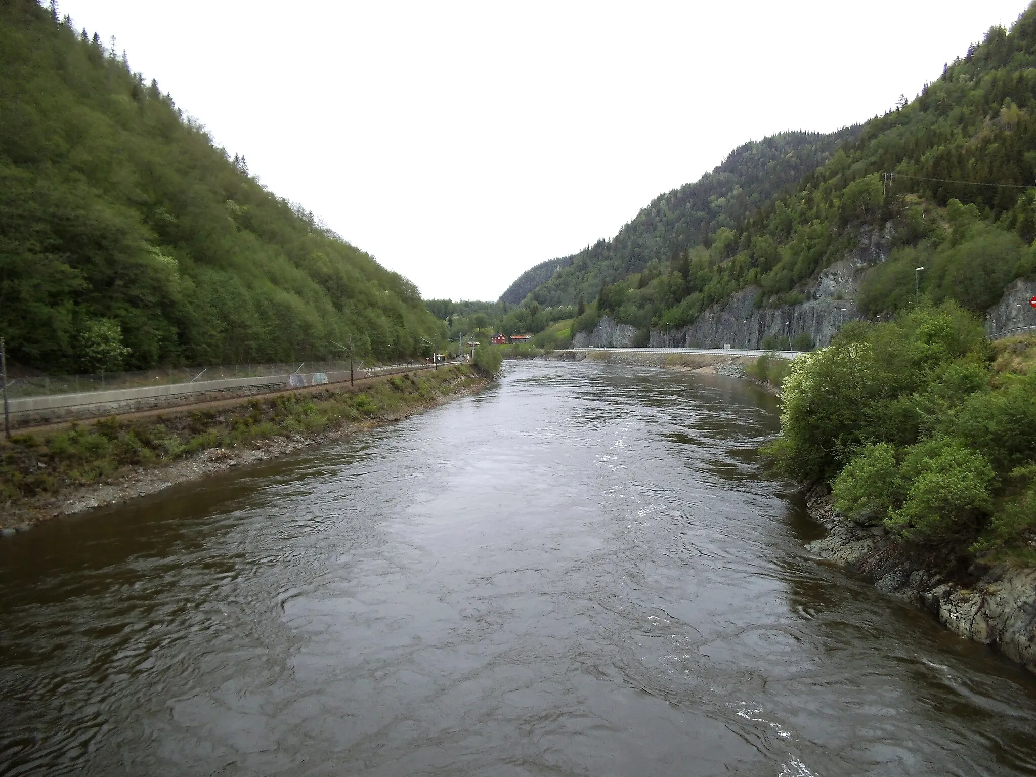 Photo showing: Gaula, seen from Haga bru, direction north.