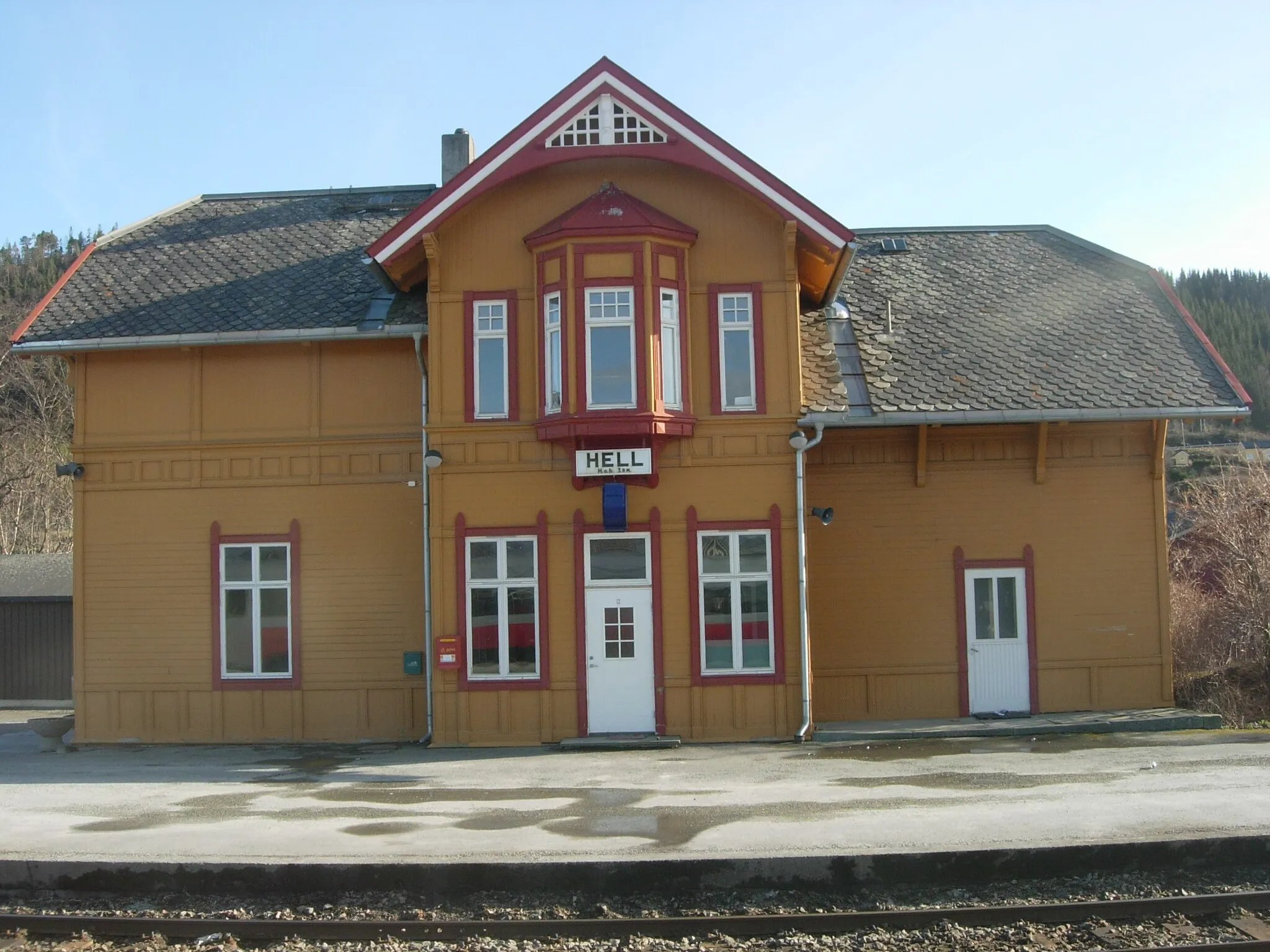 Photo showing: Hell station on en:Nordlandsbanen, Norway