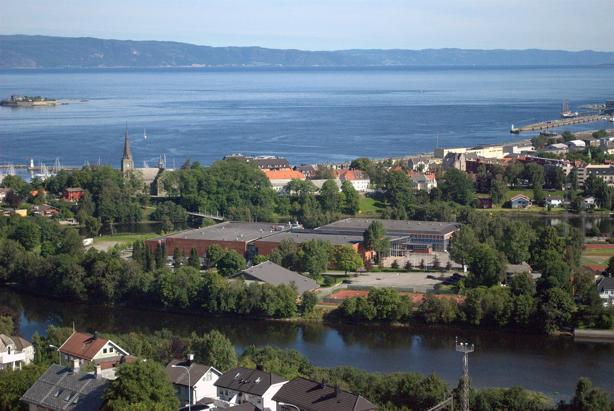 Photo showing: Trondheim Spektrum (Nidarøhallen) på Øya i Trondheim.