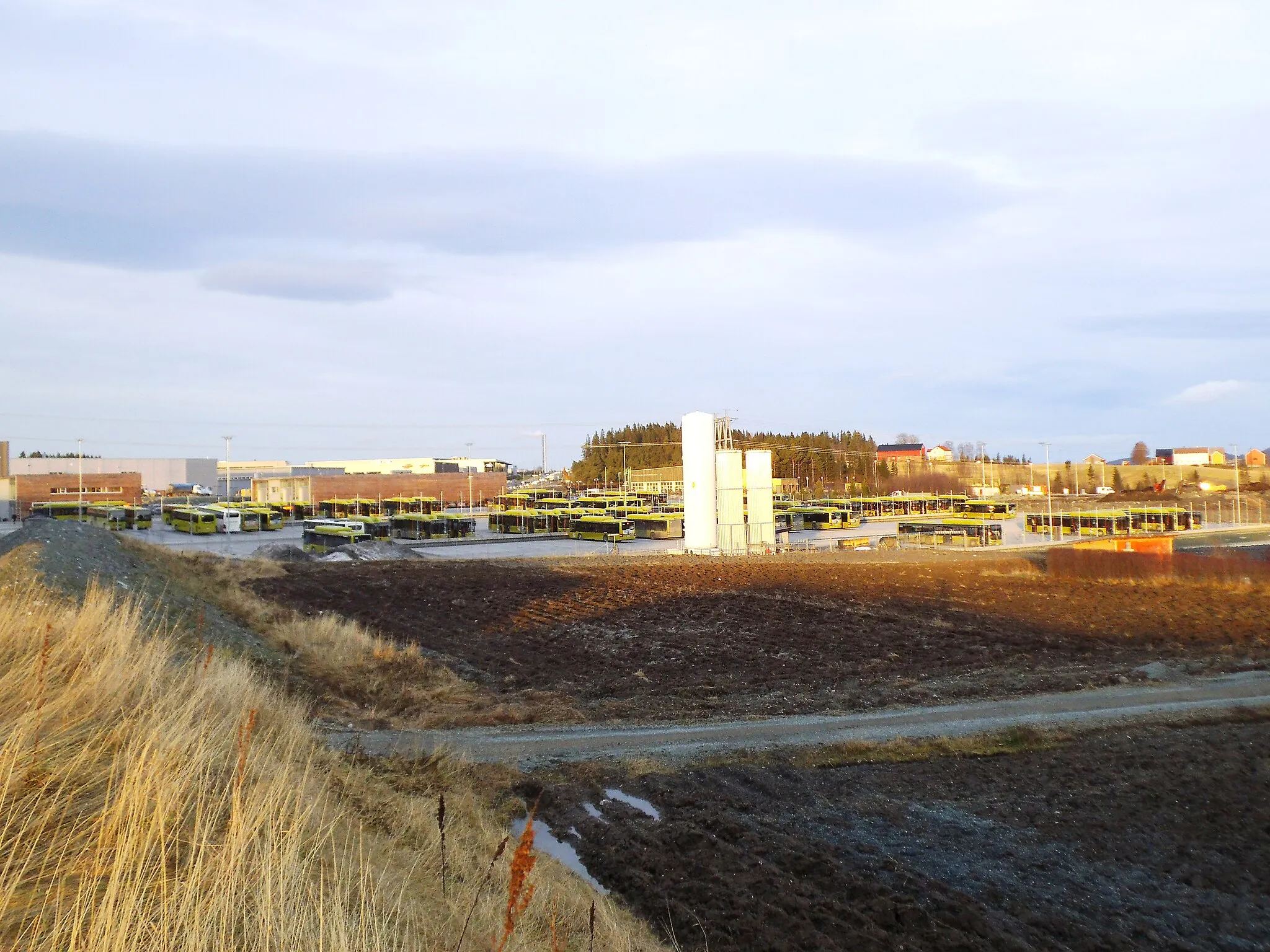 Photo showing: Bussparken på Tiller/Heimdal i Trondheim