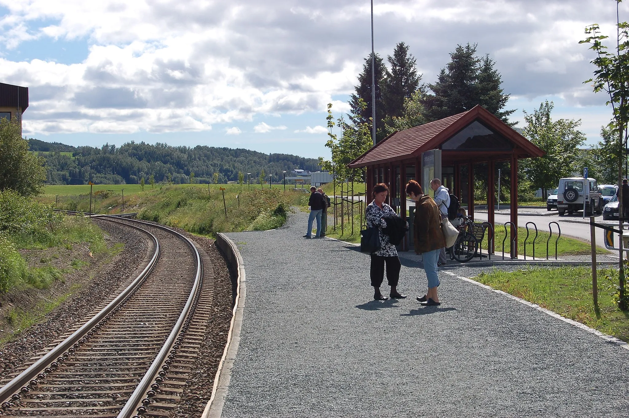 Photo showing: Sykehuset Levanger Station on Nordlandsbanen, in Levanger, Norway; located just beside Levanger Hospital.