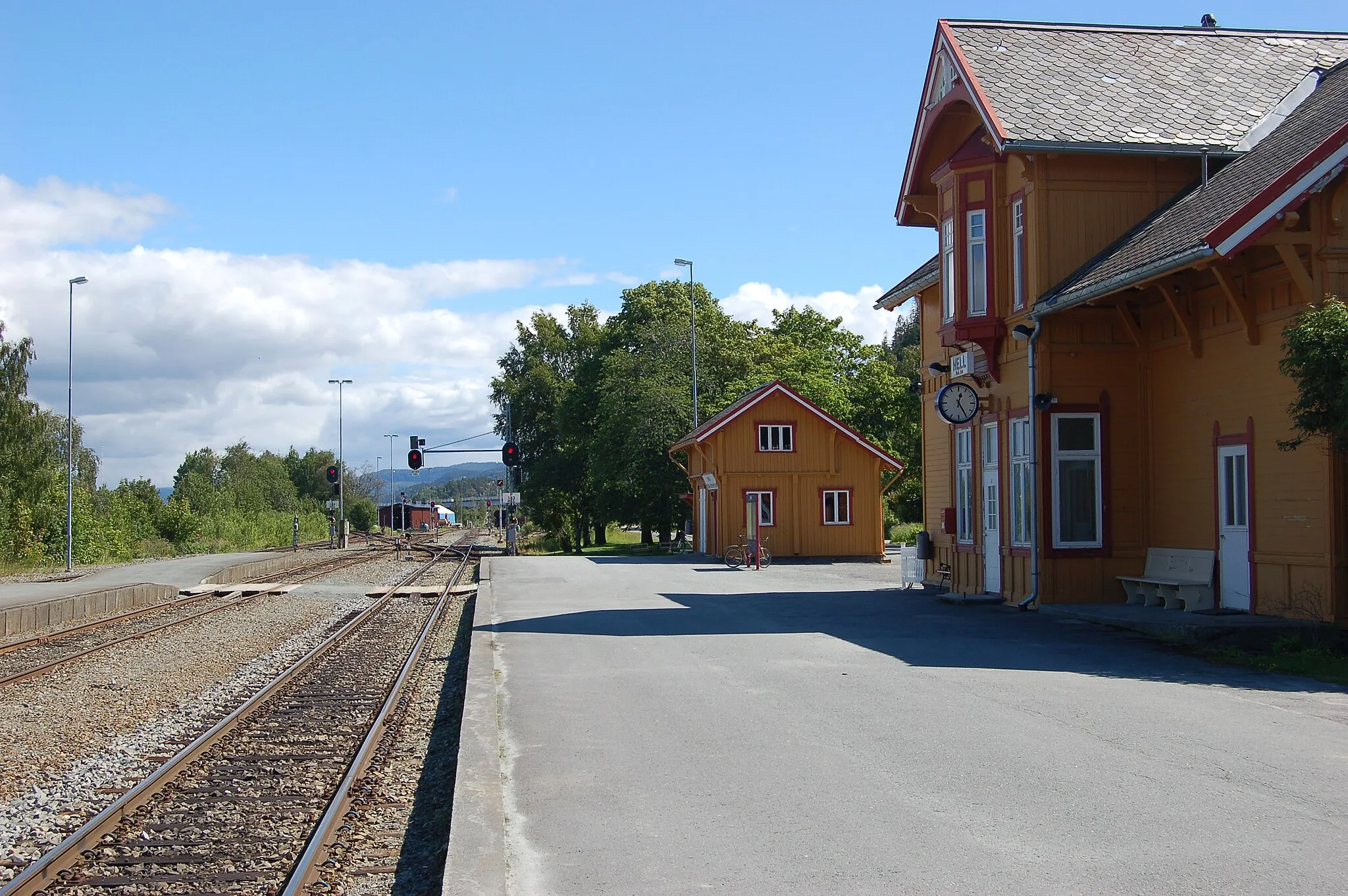 Photo showing: Hell Station on Nordlandsbanen, in Stjørdal, Norway.