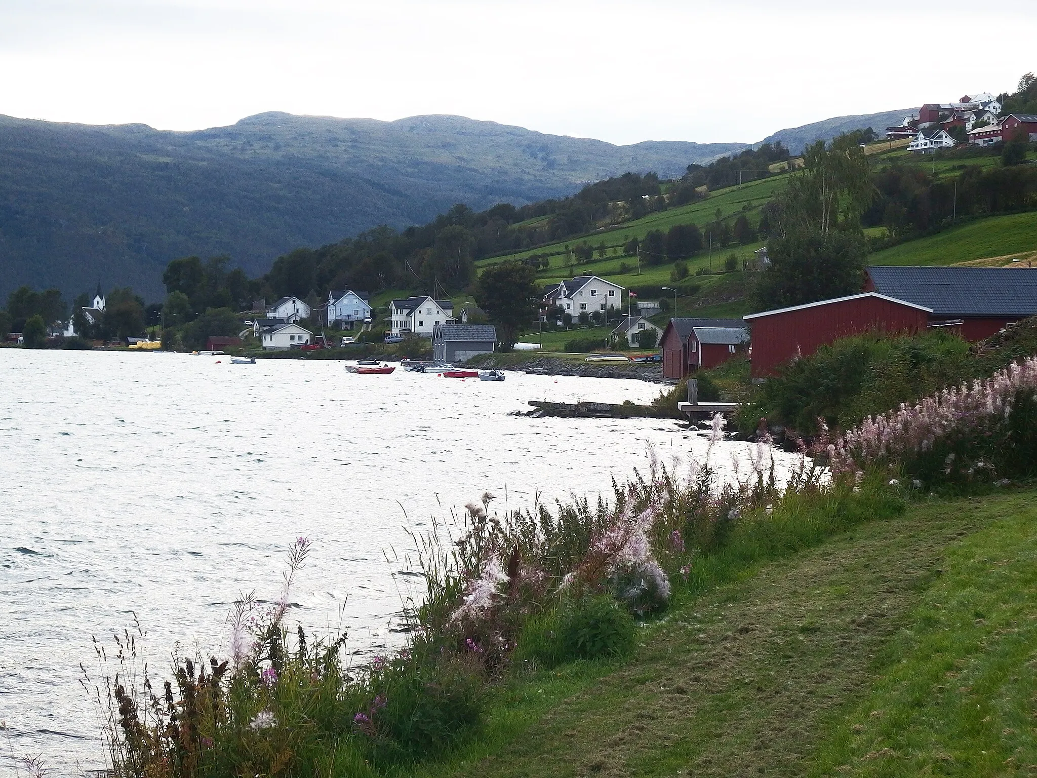 Photo showing: Hafslo, Sogn og Fjordane county, Norway.