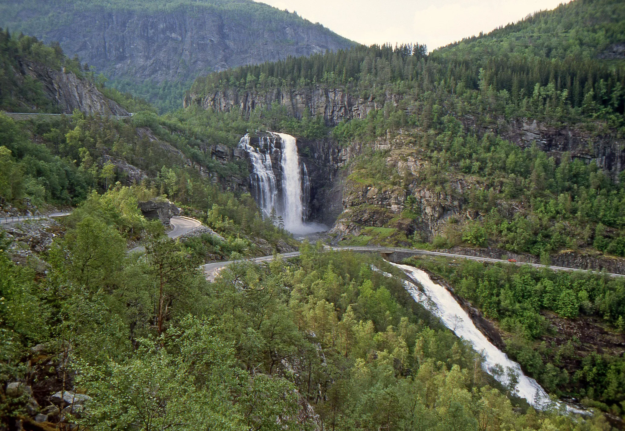 Photo showing: SKJERVSFOSSEN WATERFALLS Road 13, Norway - June 15, 1989