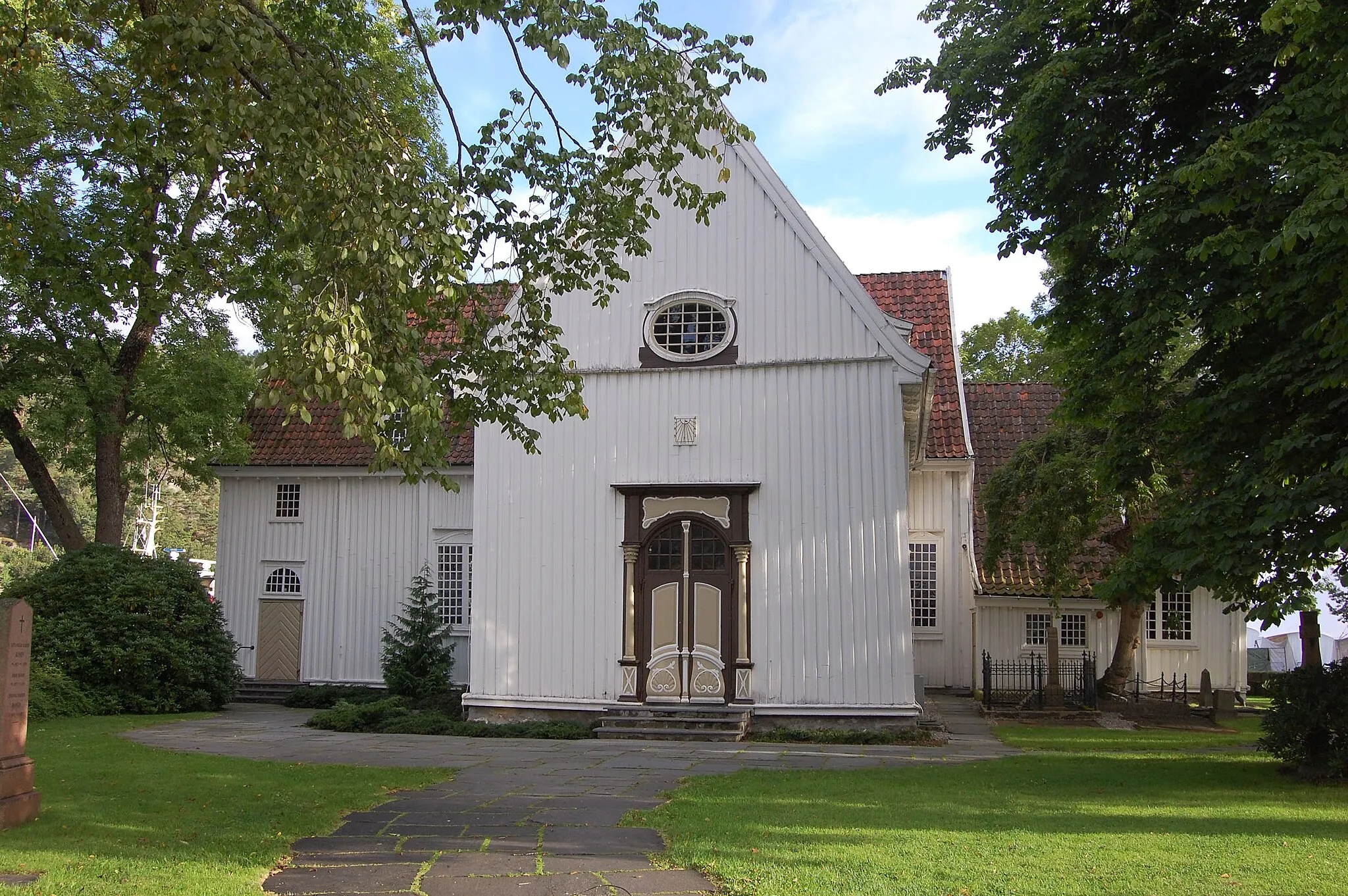 Photo showing: Photo of the outside of Egersund Kirke.