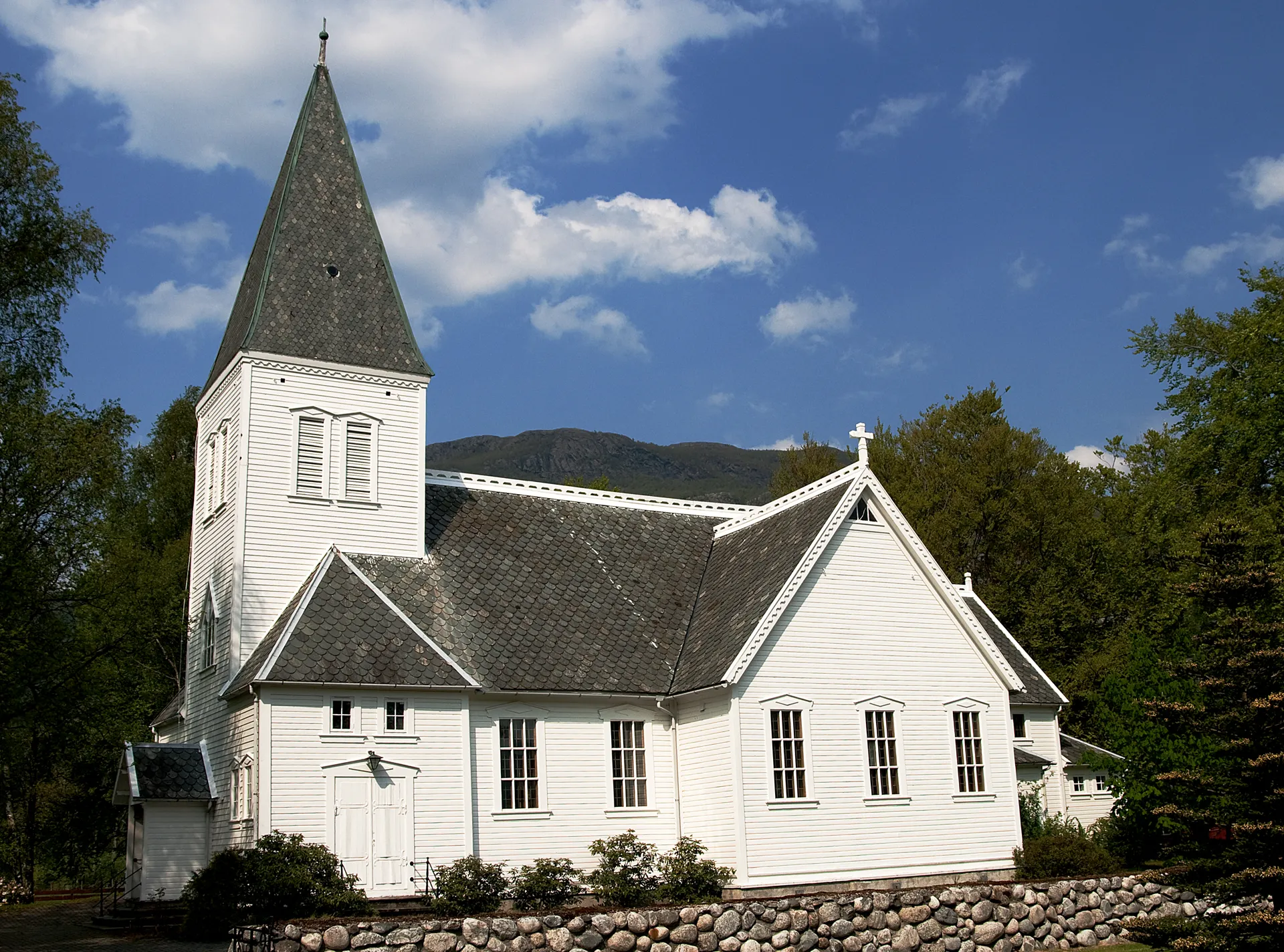 Photo showing: Årdal kyrkje