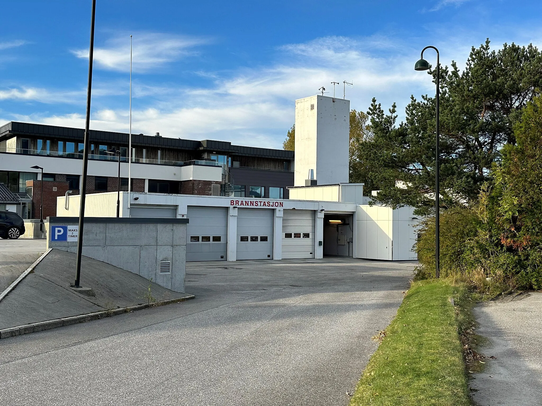 Photo showing: Lokal brannstasjon i Spjelkavik, Ålesund kommune