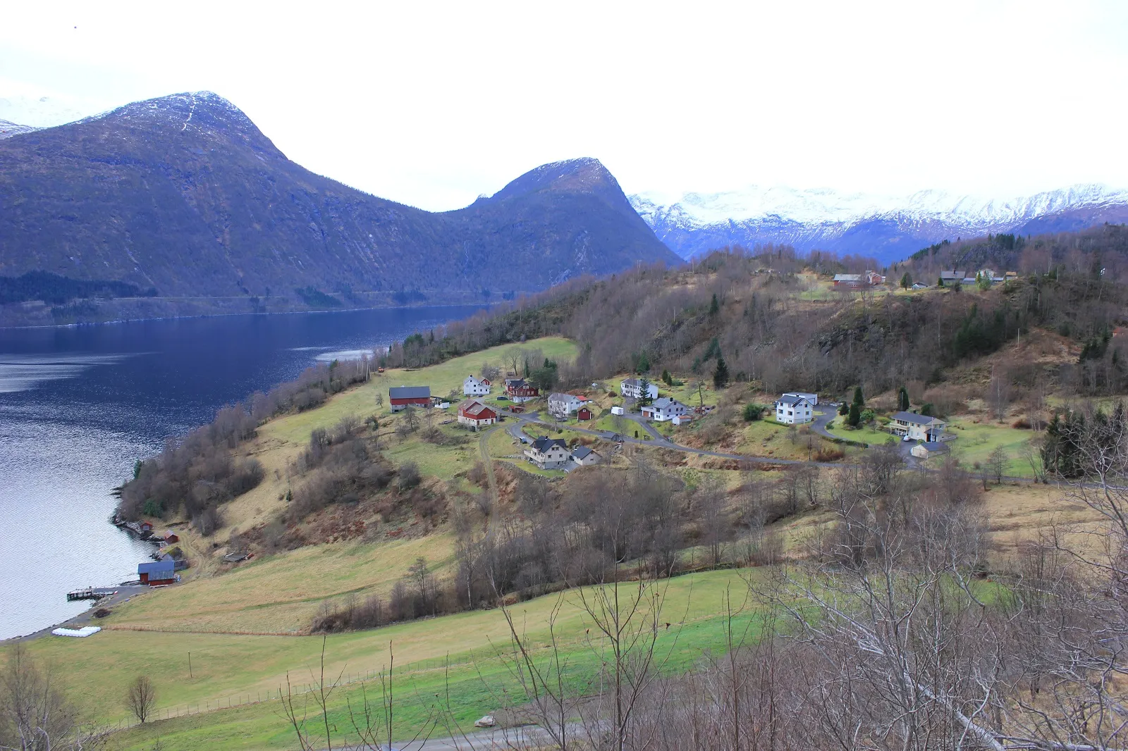 Photo showing: Austefjorden, Volda