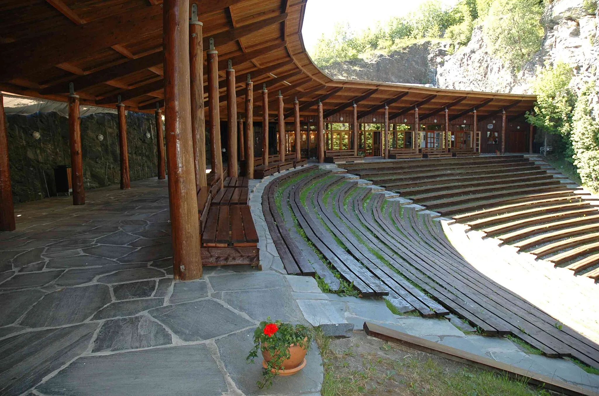 Photo showing: Outdoor Amfi theatre in Bømlo, Norway