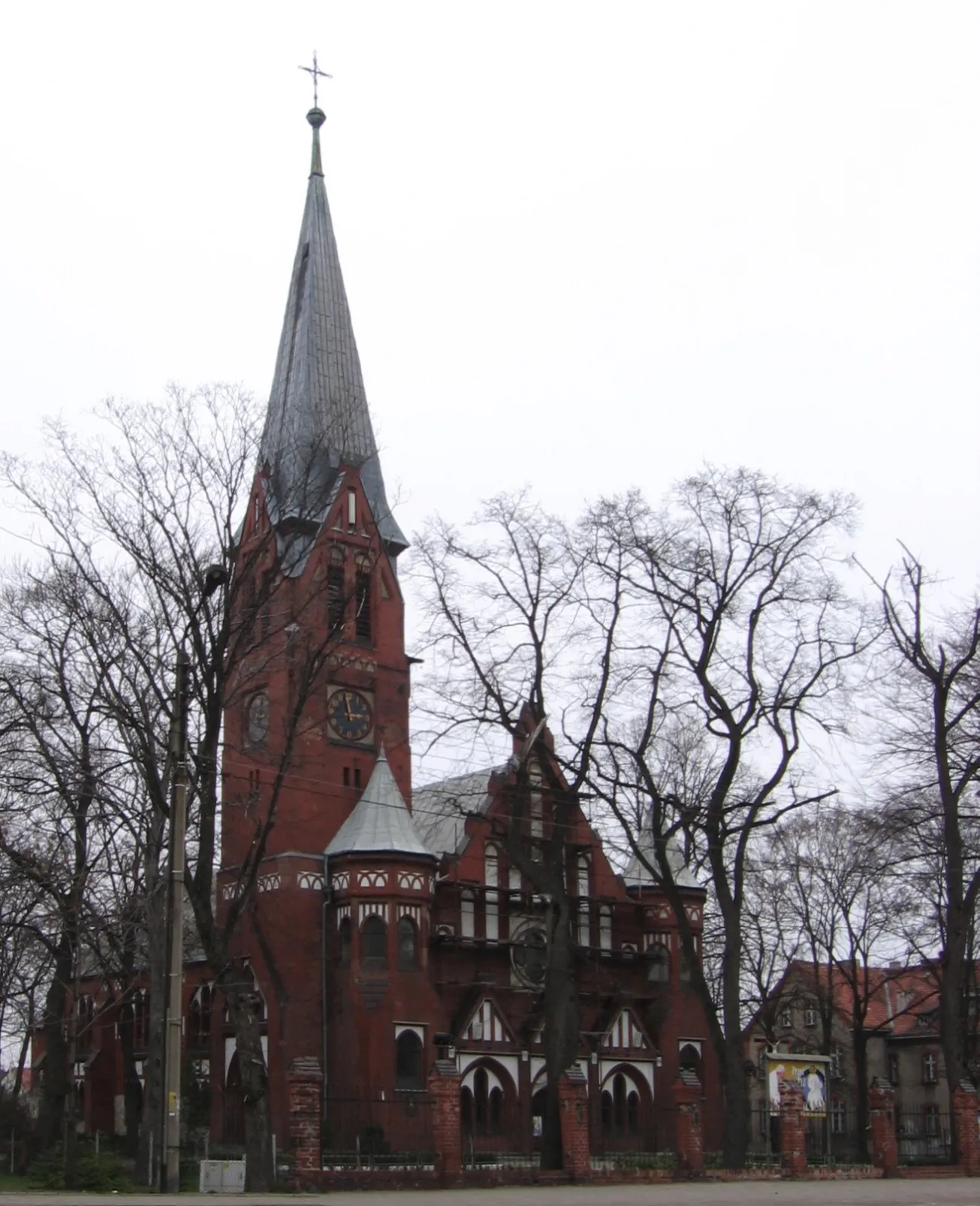 Photo showing: The Holy Mary - Queen of Poland Church in Wrocław-Klecina, Poland