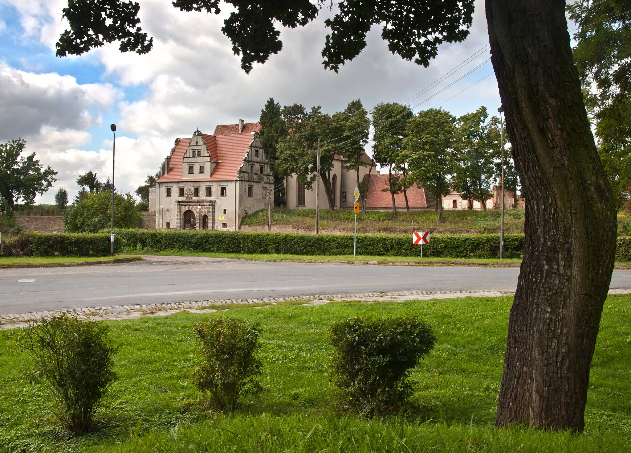Photo showing: Ruiny zamku, mur., 1597-1614
Siedlisko, Siedlisko