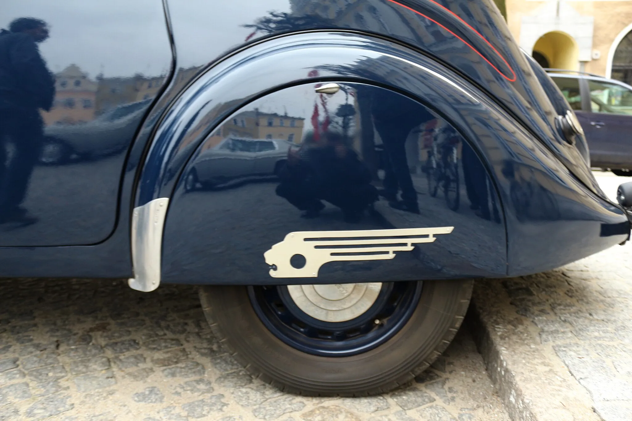 Photo showing: Peugeot 402 (long) 1937