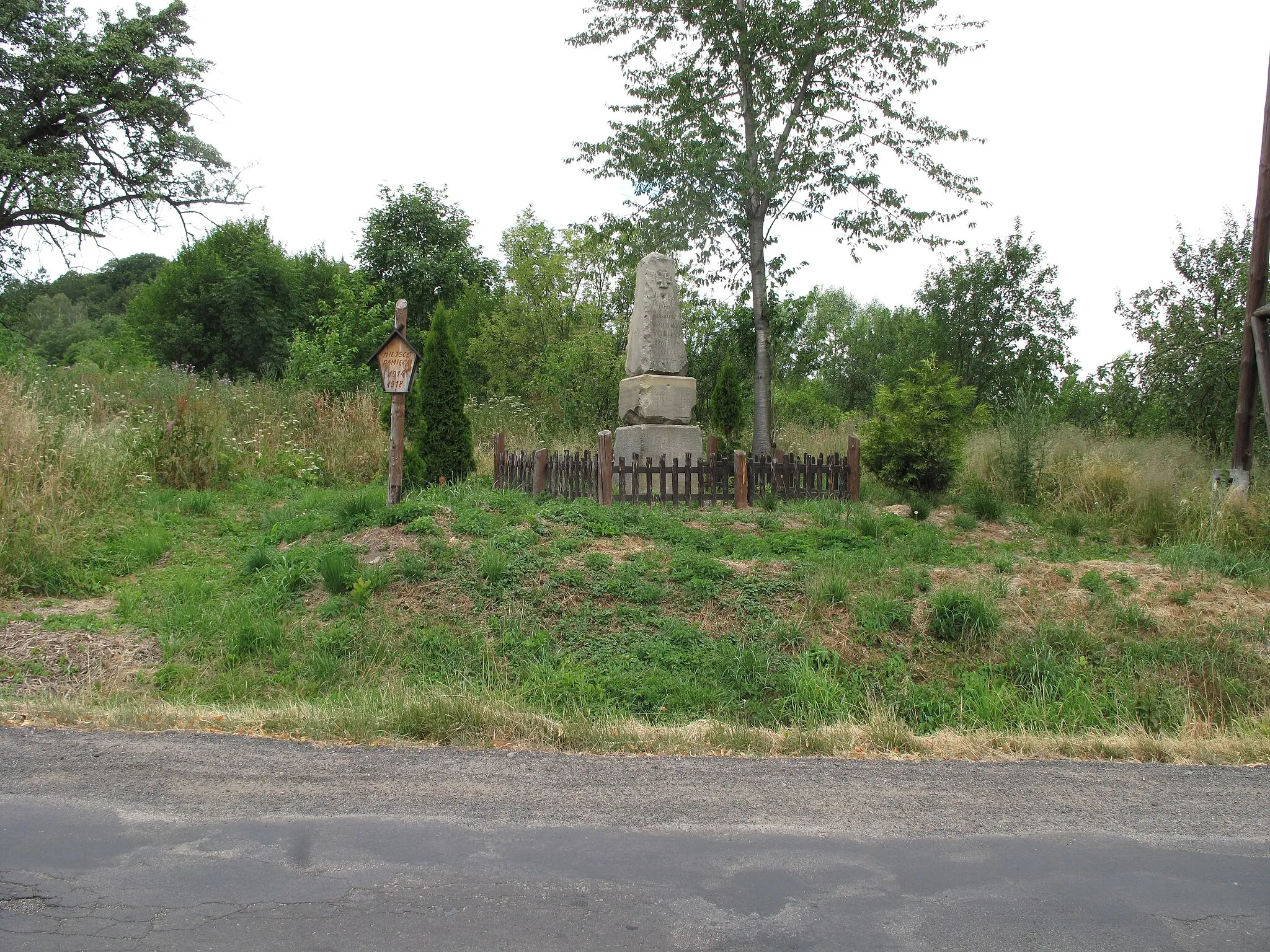 Photo showing: Gozdno (województwo dolnośląskie). Česká republika.