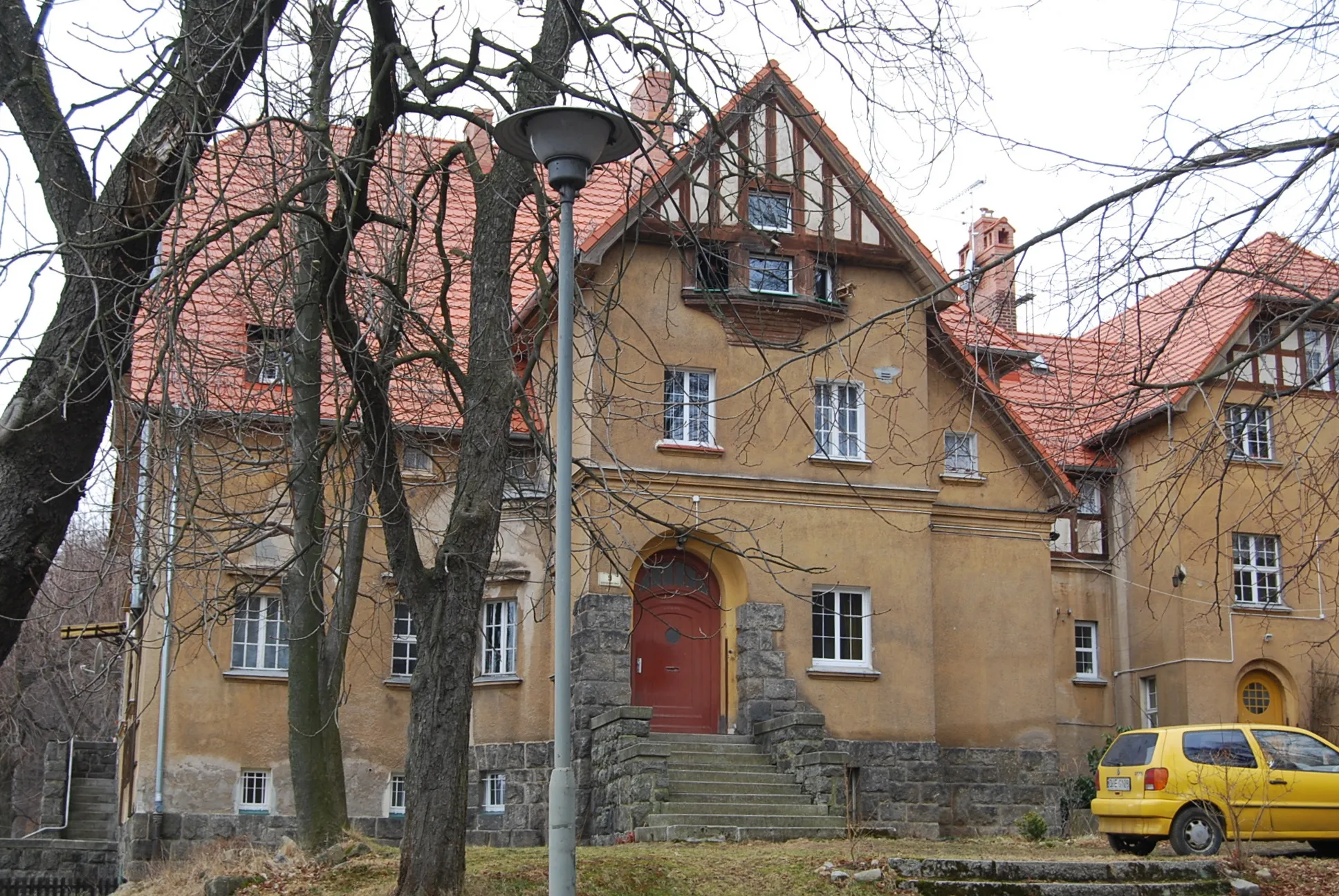 Photo showing: Zespół budynków mieszkalnych (w zespole sanatorium), ul. Sanatoryjna 9, Kowary