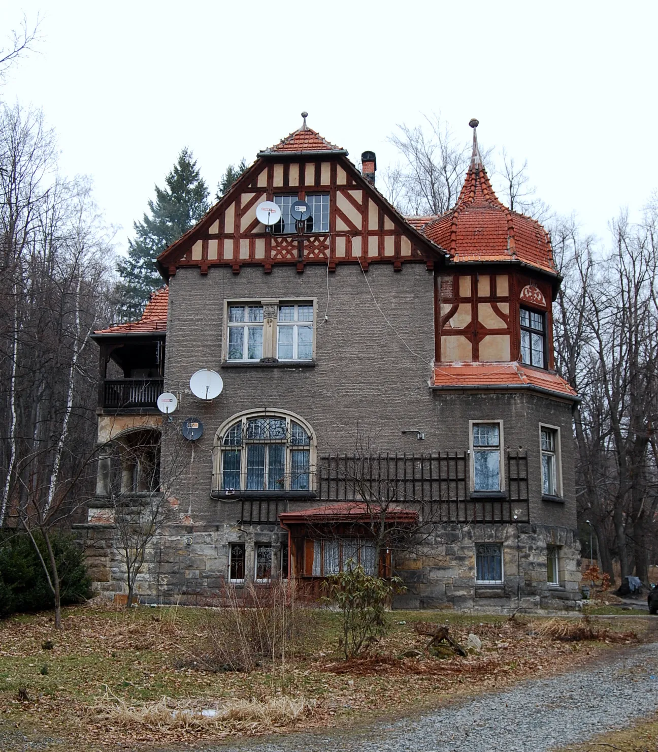 Photo showing: Kowary, ul. Sanatoryjna 17 - willa w zespole sanatorium (zabytek nr A/821 z dn. 12.07.06)