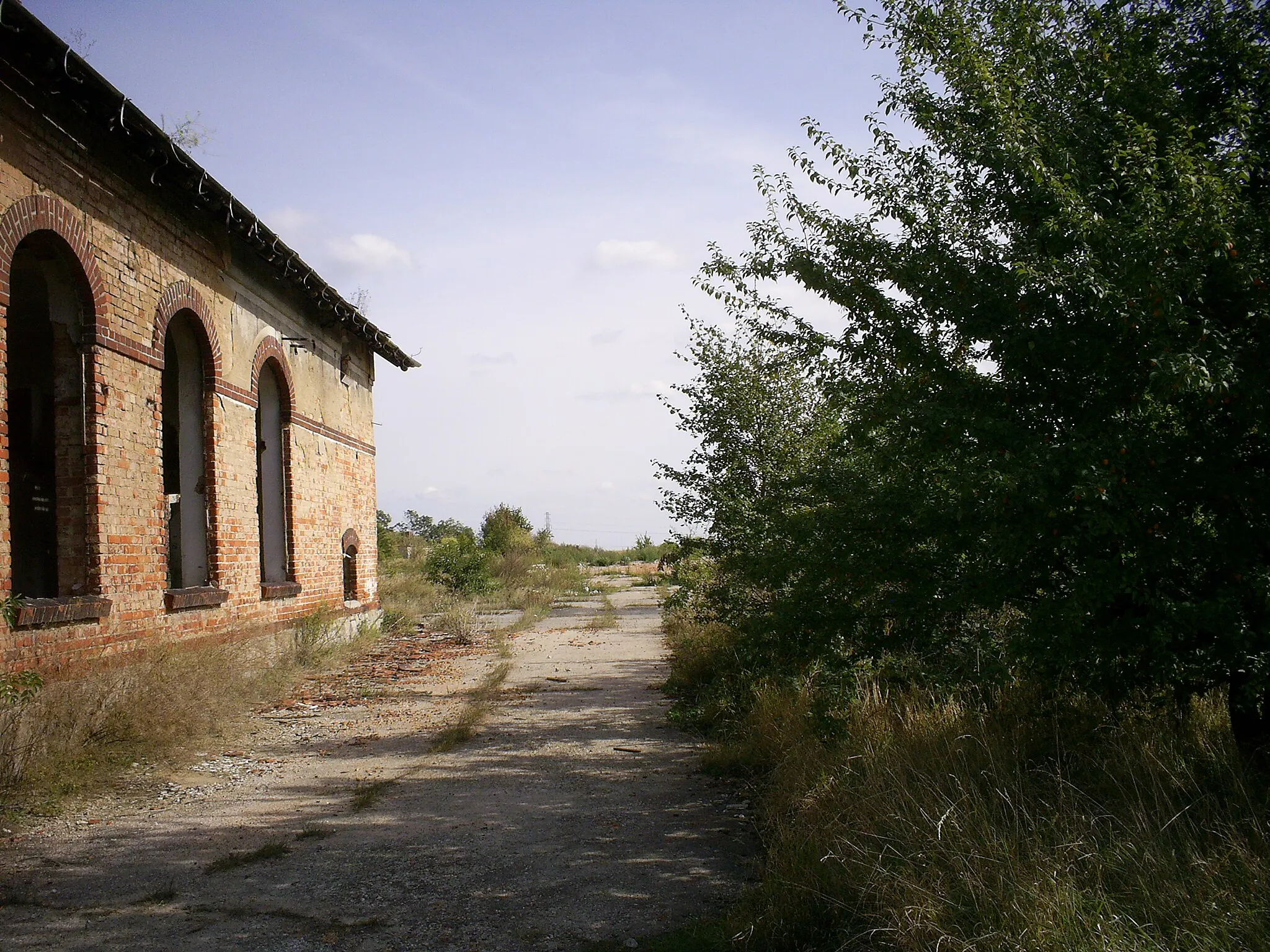 Photo showing: budynki pałacowe z otaczającą zielenią
Zabrodzie, Kąty Wrocławskie