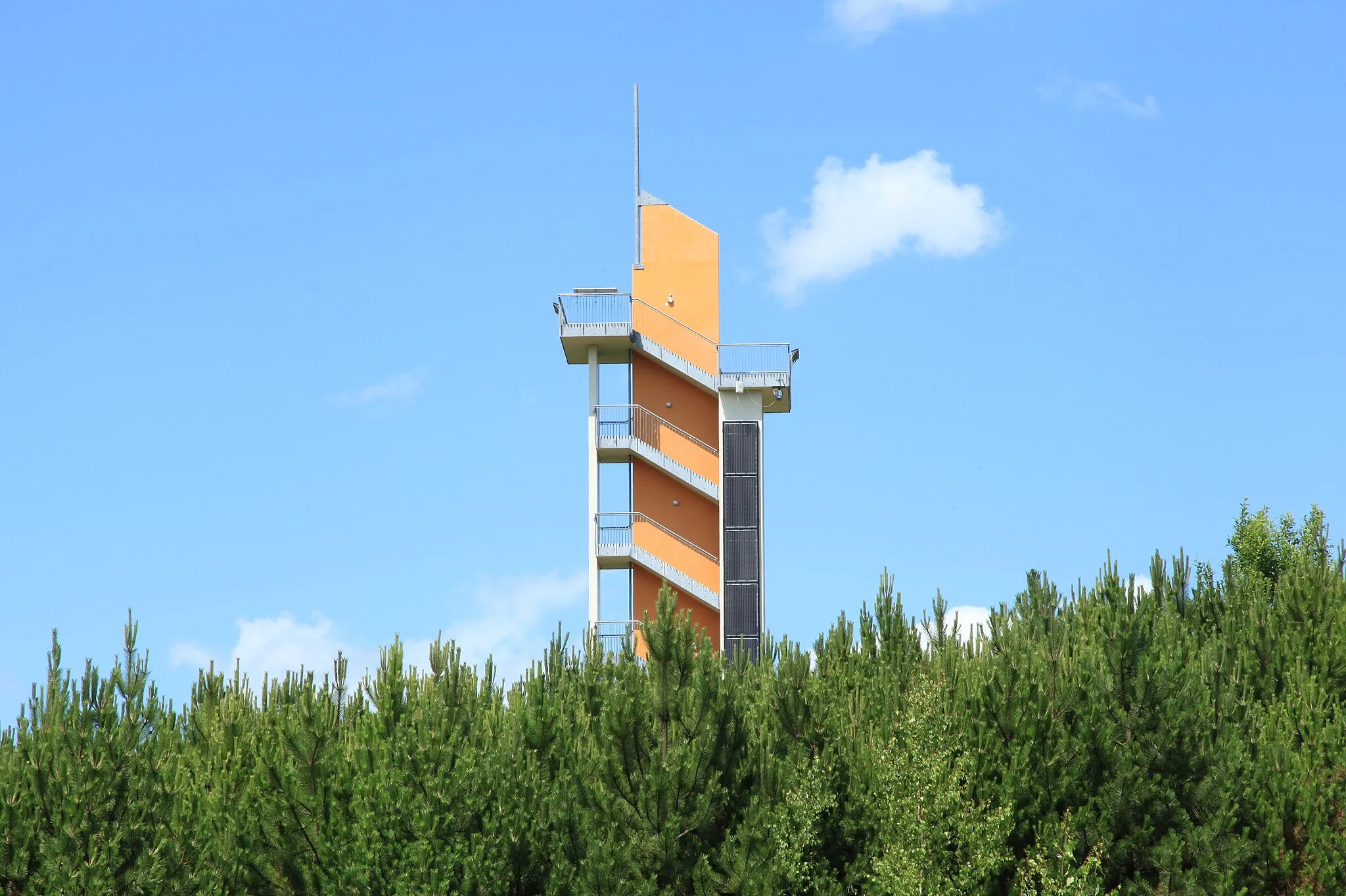 Photo showing: Aussichtsturm Neuberzdorfer Höhe in Schönau-Berzdorf