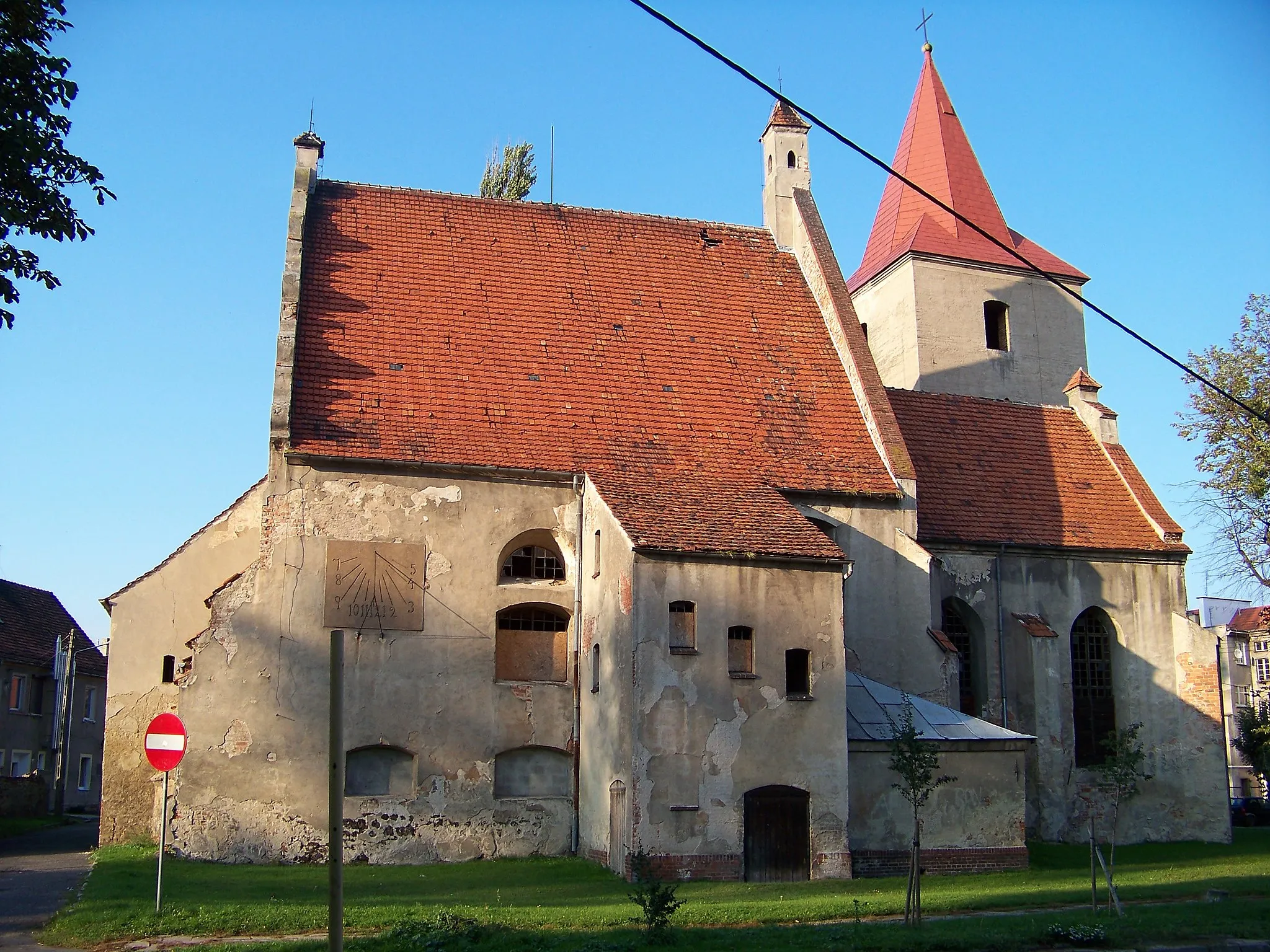Photo showing: kościół ewangelicki p.w. śś Piotra i Pawła
Lewin Brzeski, ul. Wojska Polskiego 5, Lewin Brzeski