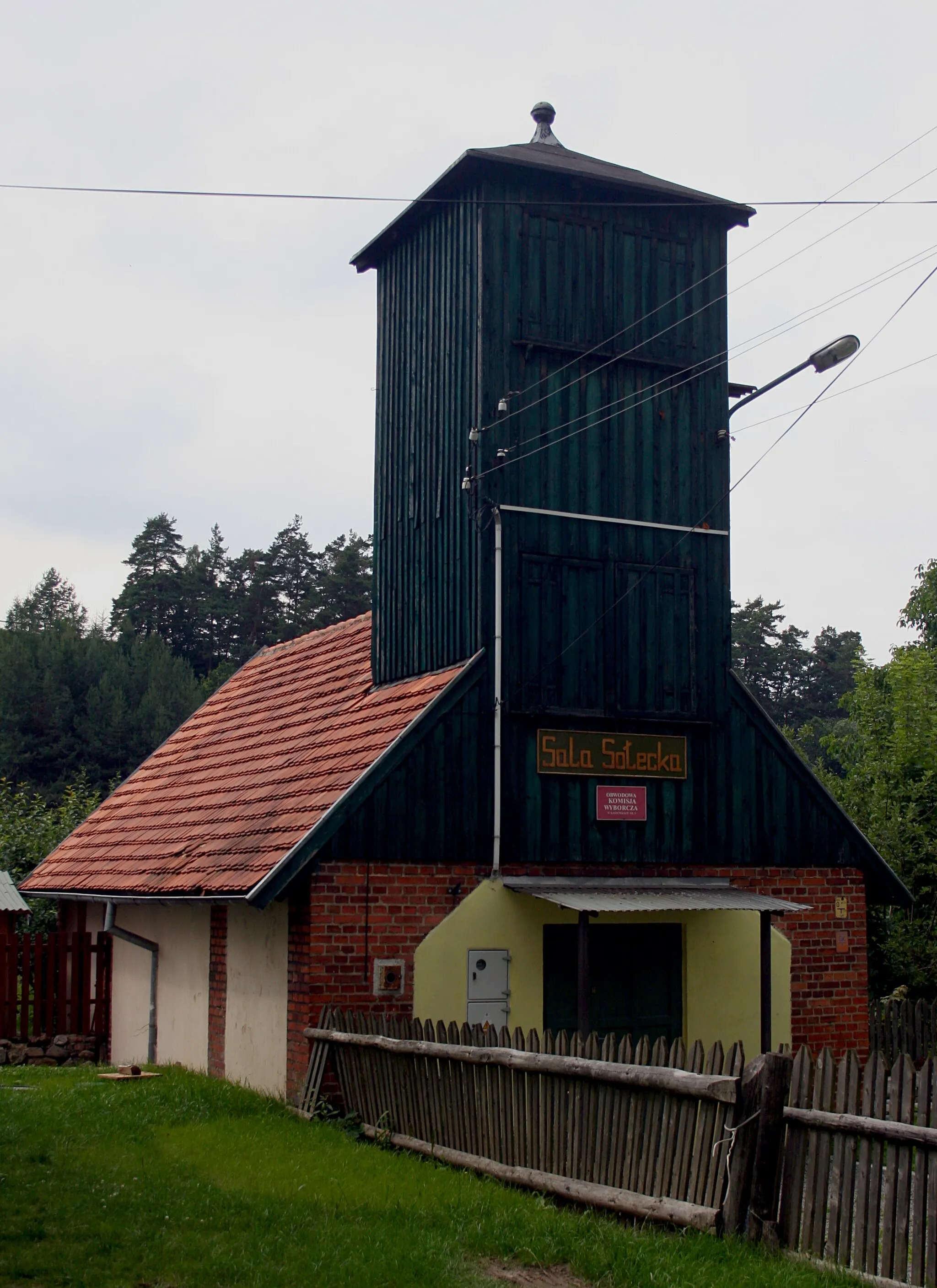 Photo showing: Sala sołecka Pieszycach Kamionkach
