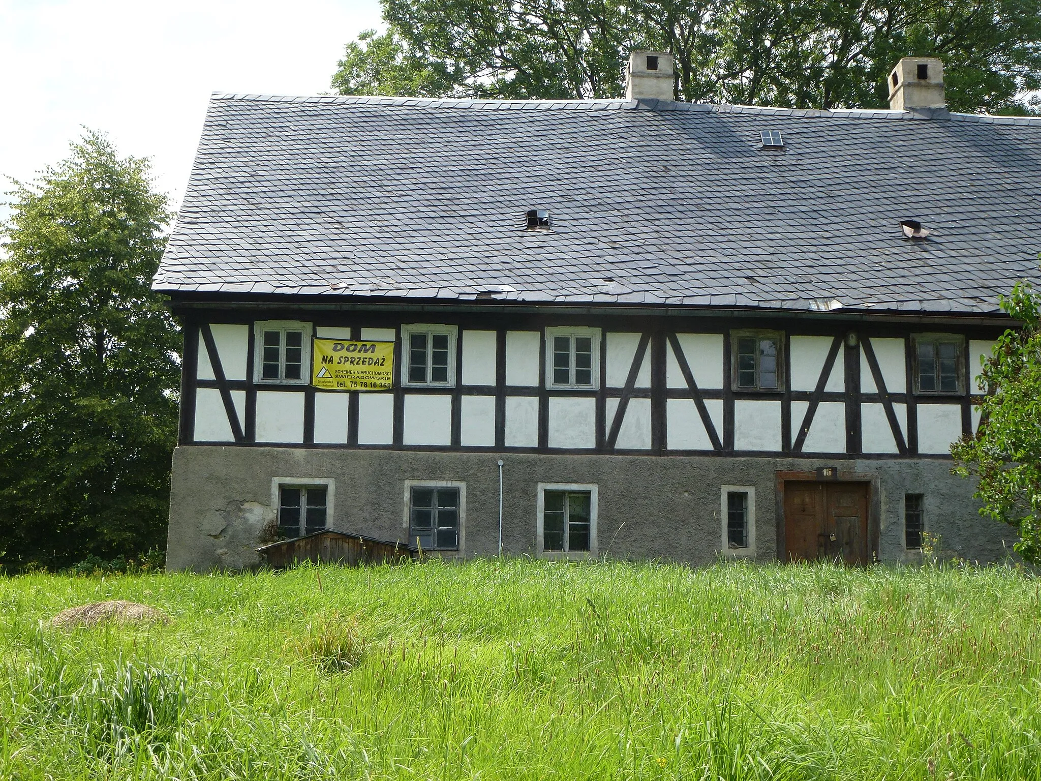 Photo showing: Gebäude Nr. 15 in Karlsberg am Queis.