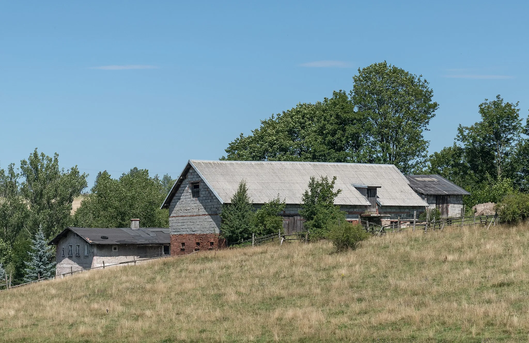 Photo showing: Bartnica, buildings in Nowa Głuszyca