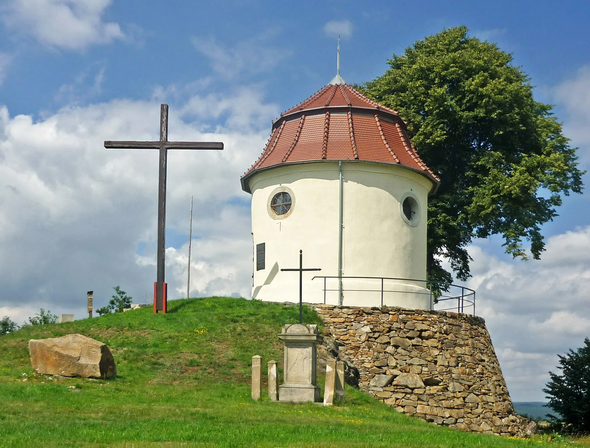 Photo showing: Kapelle des Hl. Leopold und der Hl. Anna in Gräflich Neundorf (Proszówka) in Niederschlesien (1657)