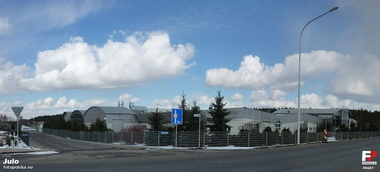 Photo showing: Widok z drogi krajowej nr 94 na kompleks produkcyjny i dystrybucyjny sprzętu i wyposażenia medycznego Clinico w Błoniu (gm. Miękinia) przy ul. Roberta Kocha 1.