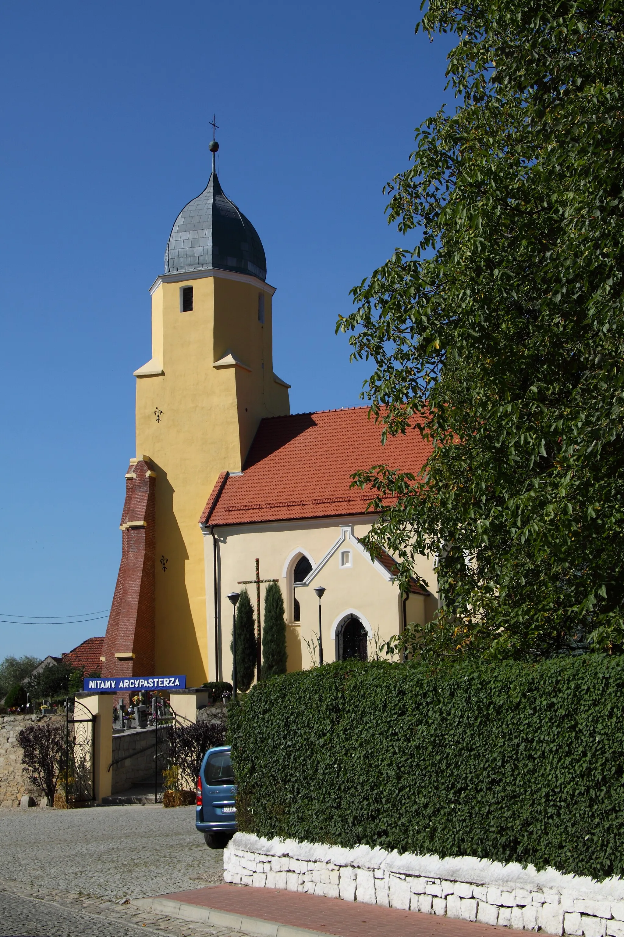 Photo showing: kościół fil. p.w. św. Jadwigi, XV/XVI, XVIII (zabytek nr rejestr. A/2501/2087)