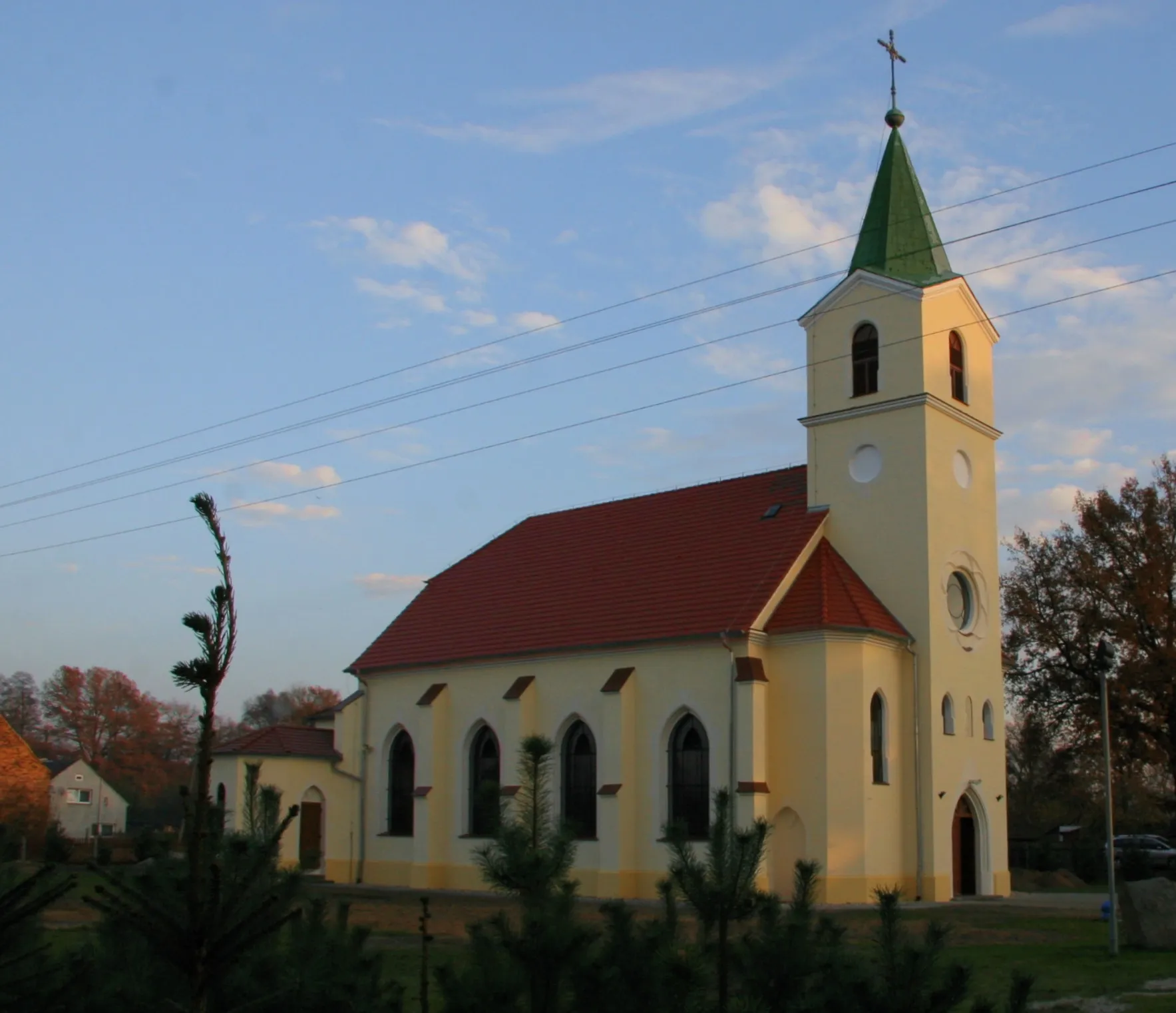 Photo showing: Kościół w Ruszowie w nowej szacie