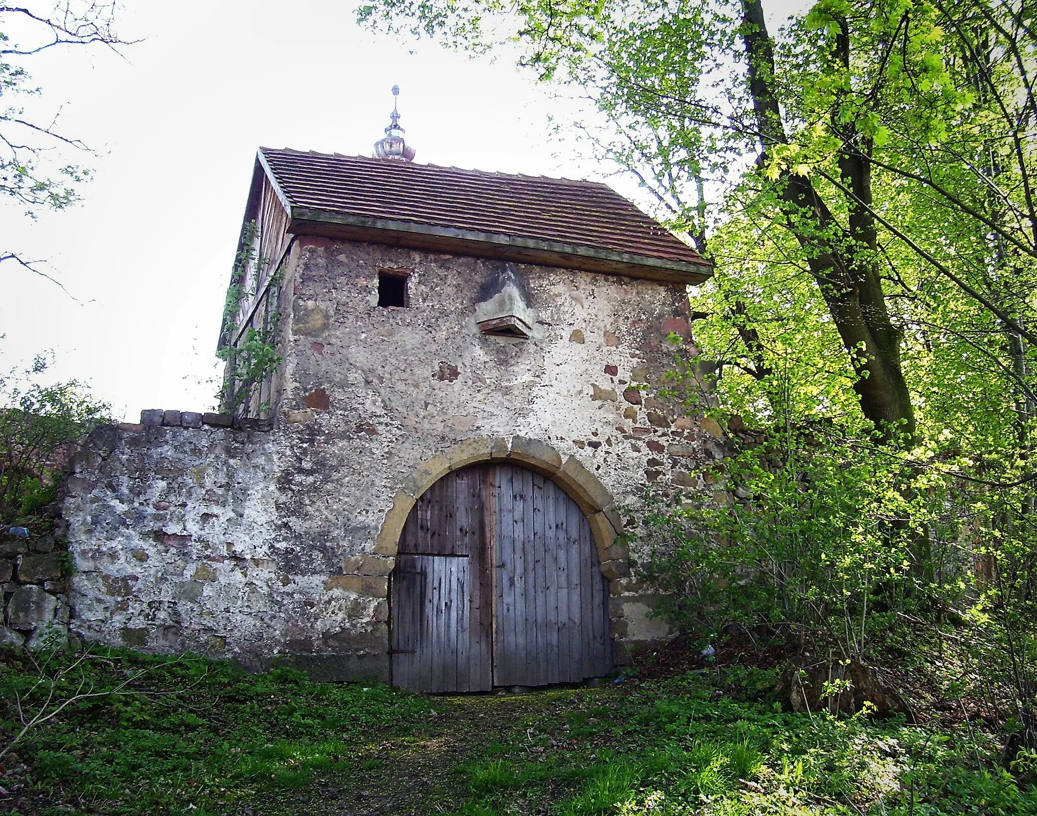 Photo showing: Decayed chuch in Nowy Kościół (former Neukirch)