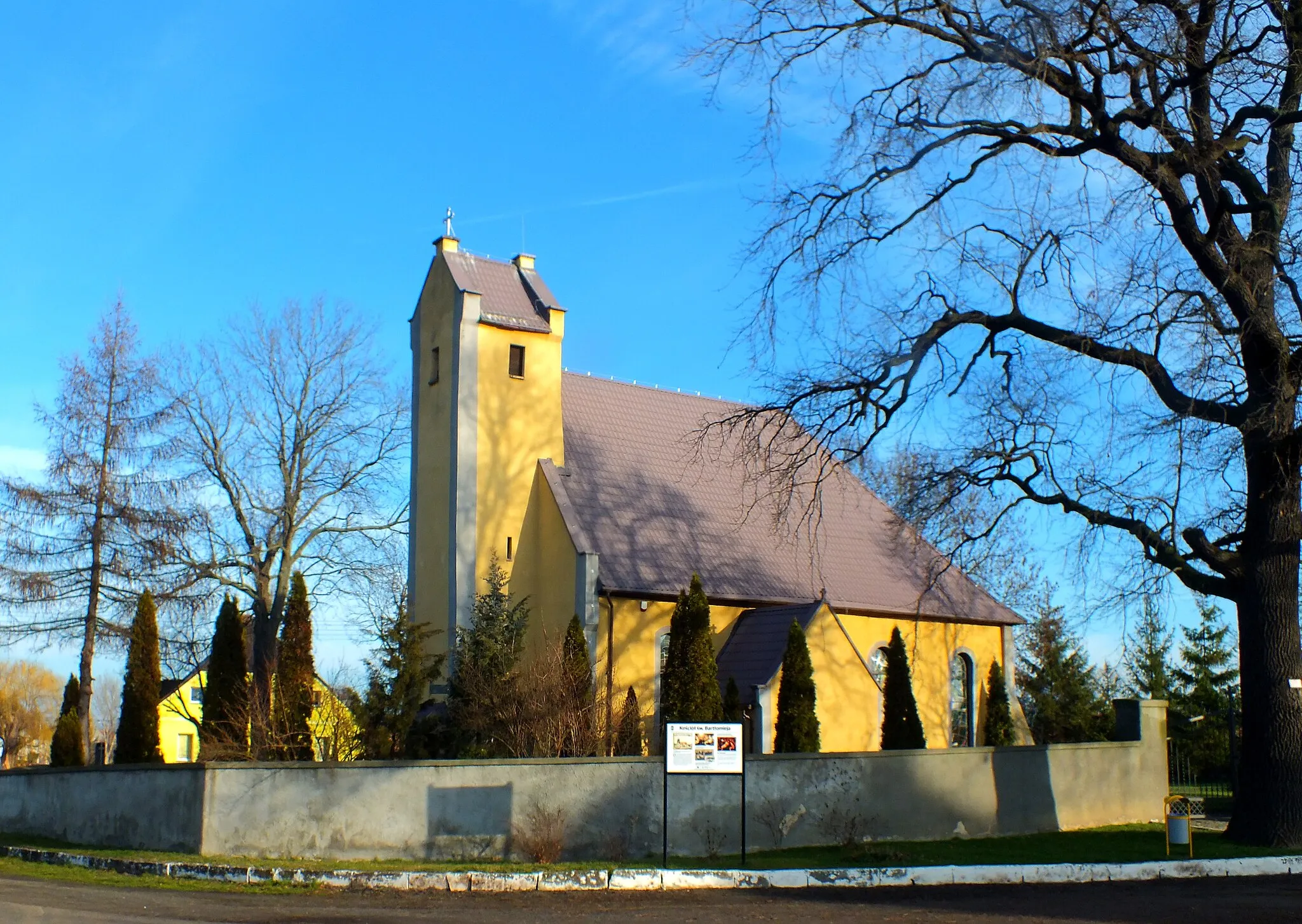 Photo showing: Nowa Wieś Legnicka, kościół pw. św. Bartłomieja
