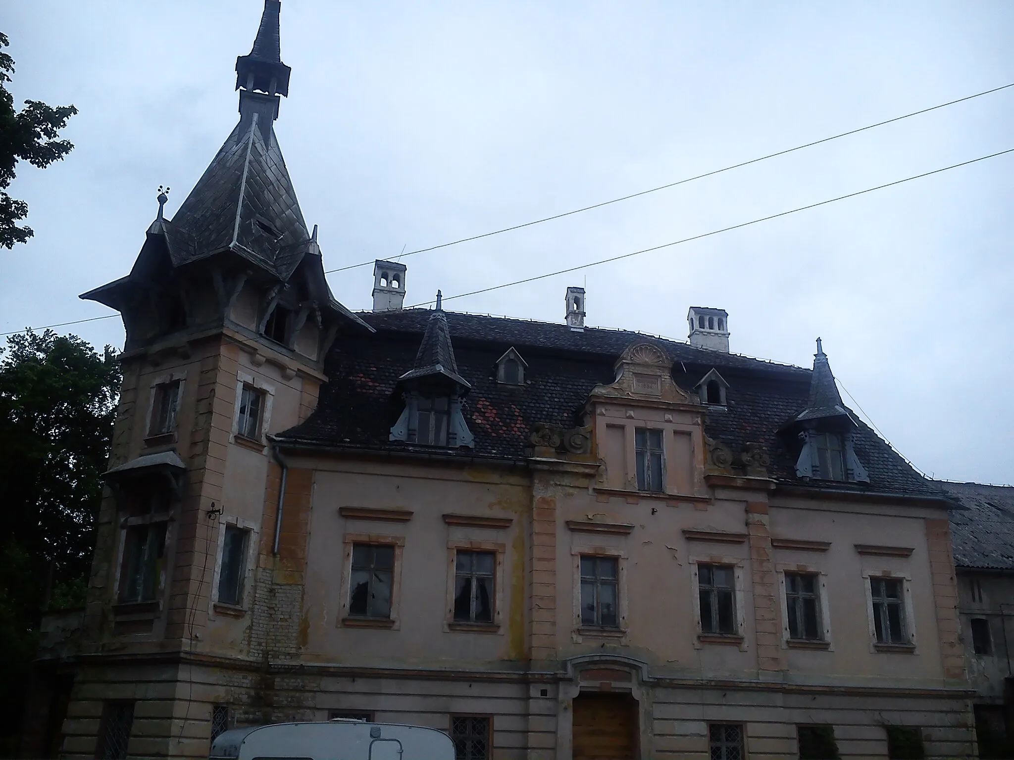 Photo showing: Pałac z XVIII w w Mikułowej, gm. Sulików