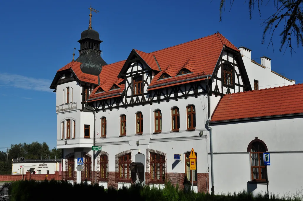 Photo showing: Miękinia - ratusz z 1906, widok ogólny (zabytek nr A/3762/394/W)