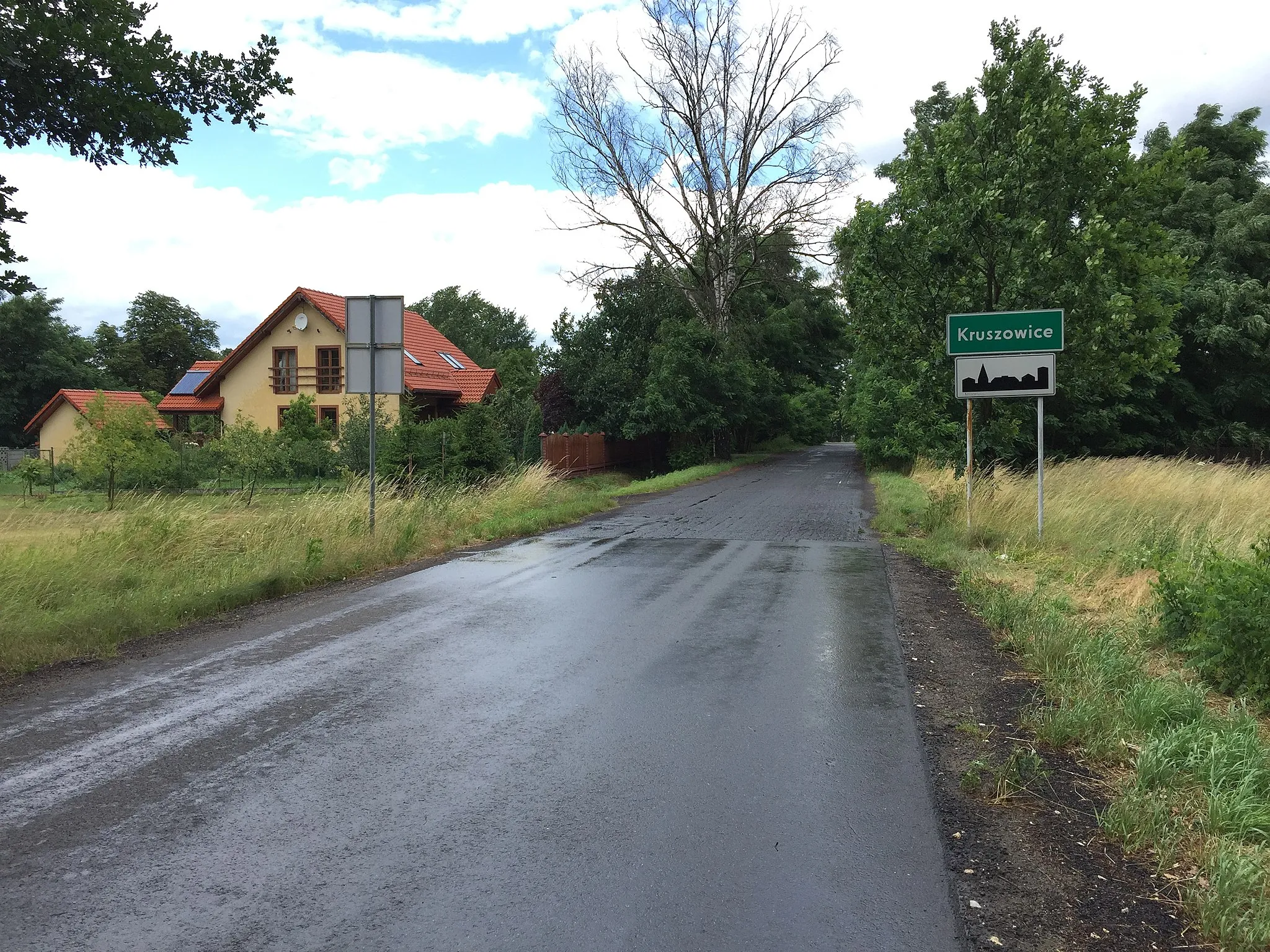 Photo showing: Wjazd do Kruszowic