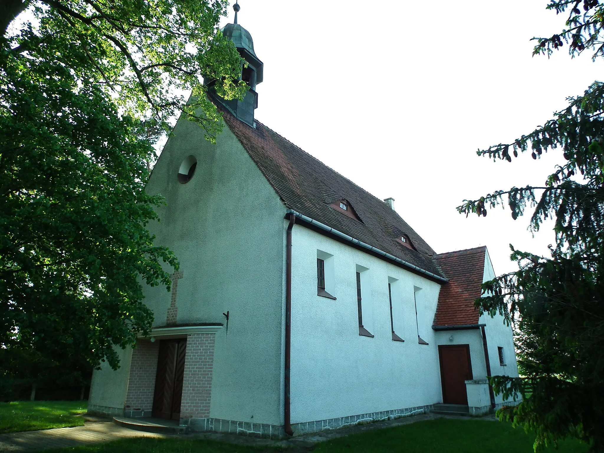 Photo showing: Kaplica w południowej części wsi Kolęda.