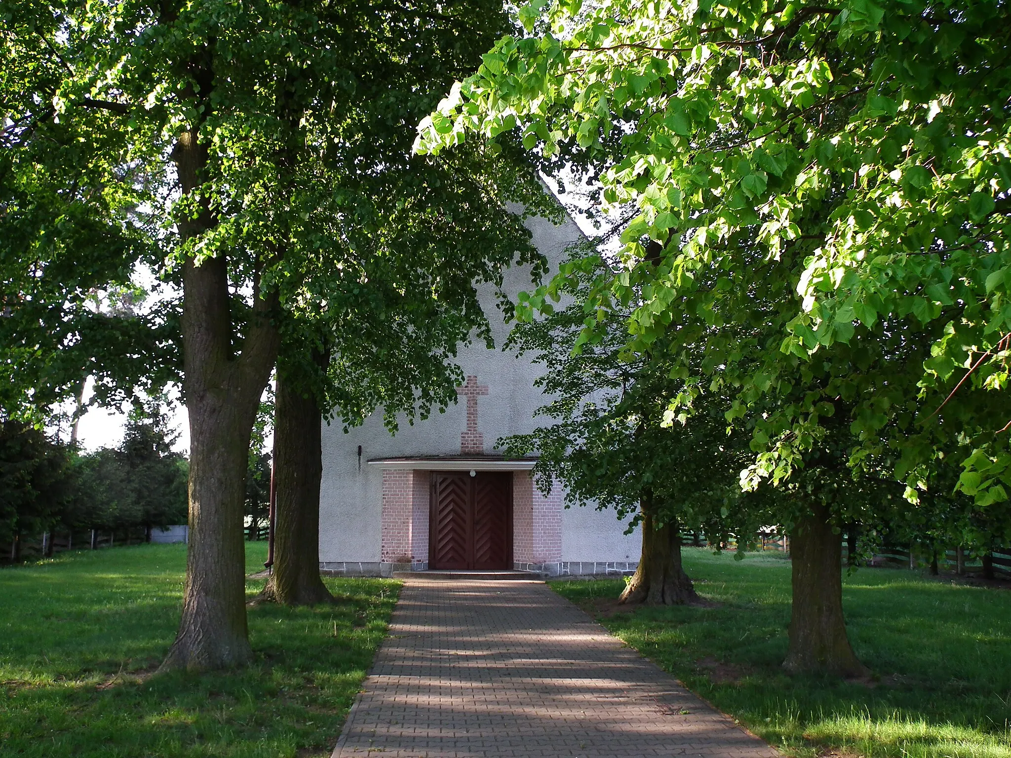 Photo showing: Kaplica w południowej części wsi Kolęda.