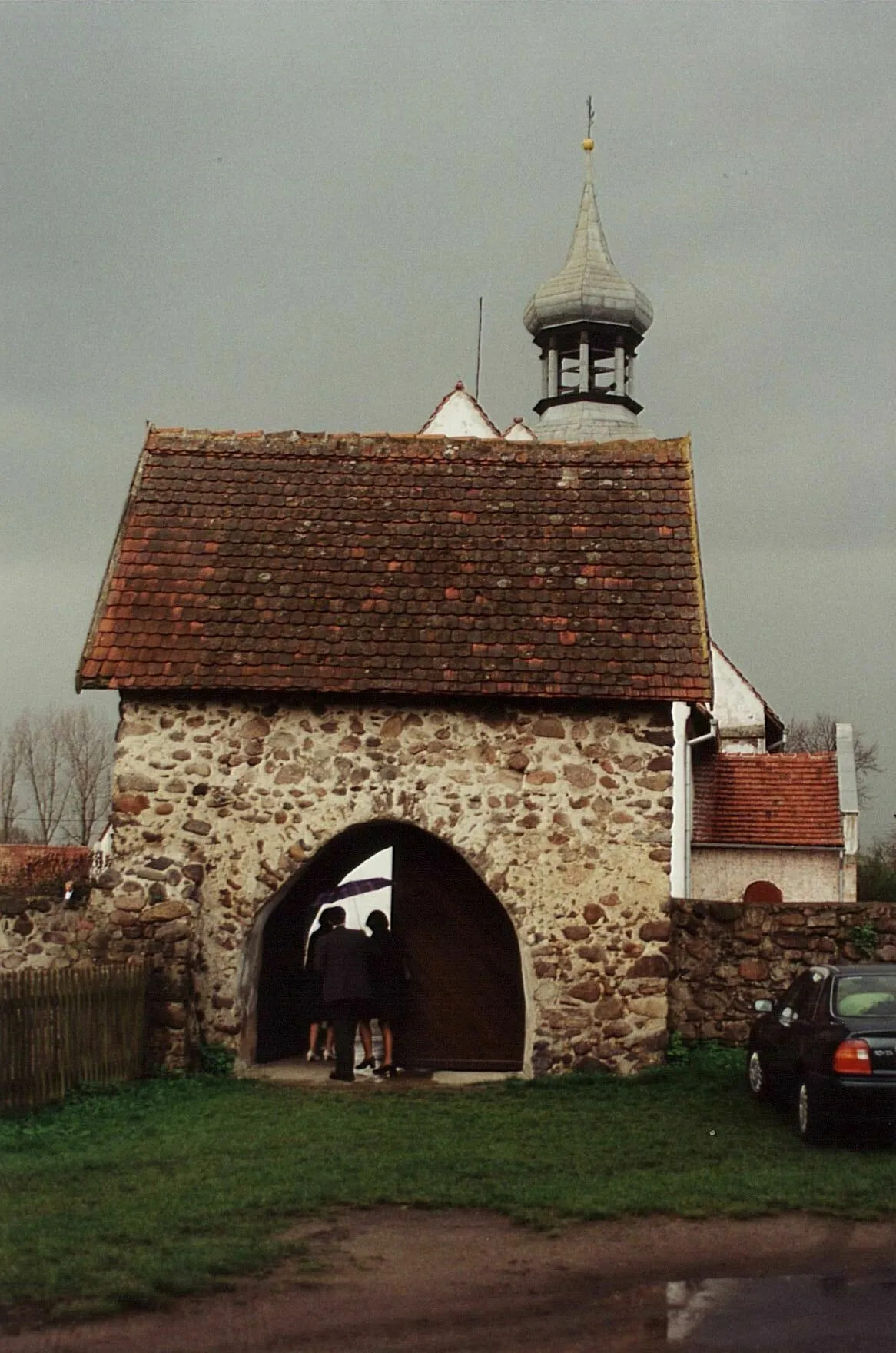 Photo showing: Dzikowice - kościół filialny p.w. św. Marcina, XV, XVII w. (zabytek nr 227 z 27.03.1961)